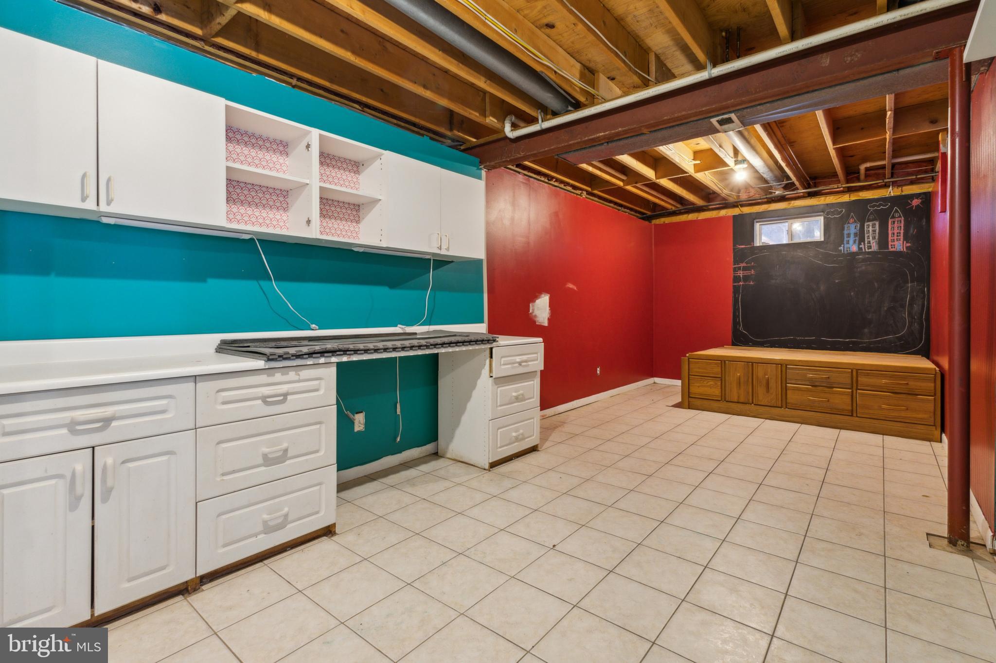 COVE POINT WOODS - Residential