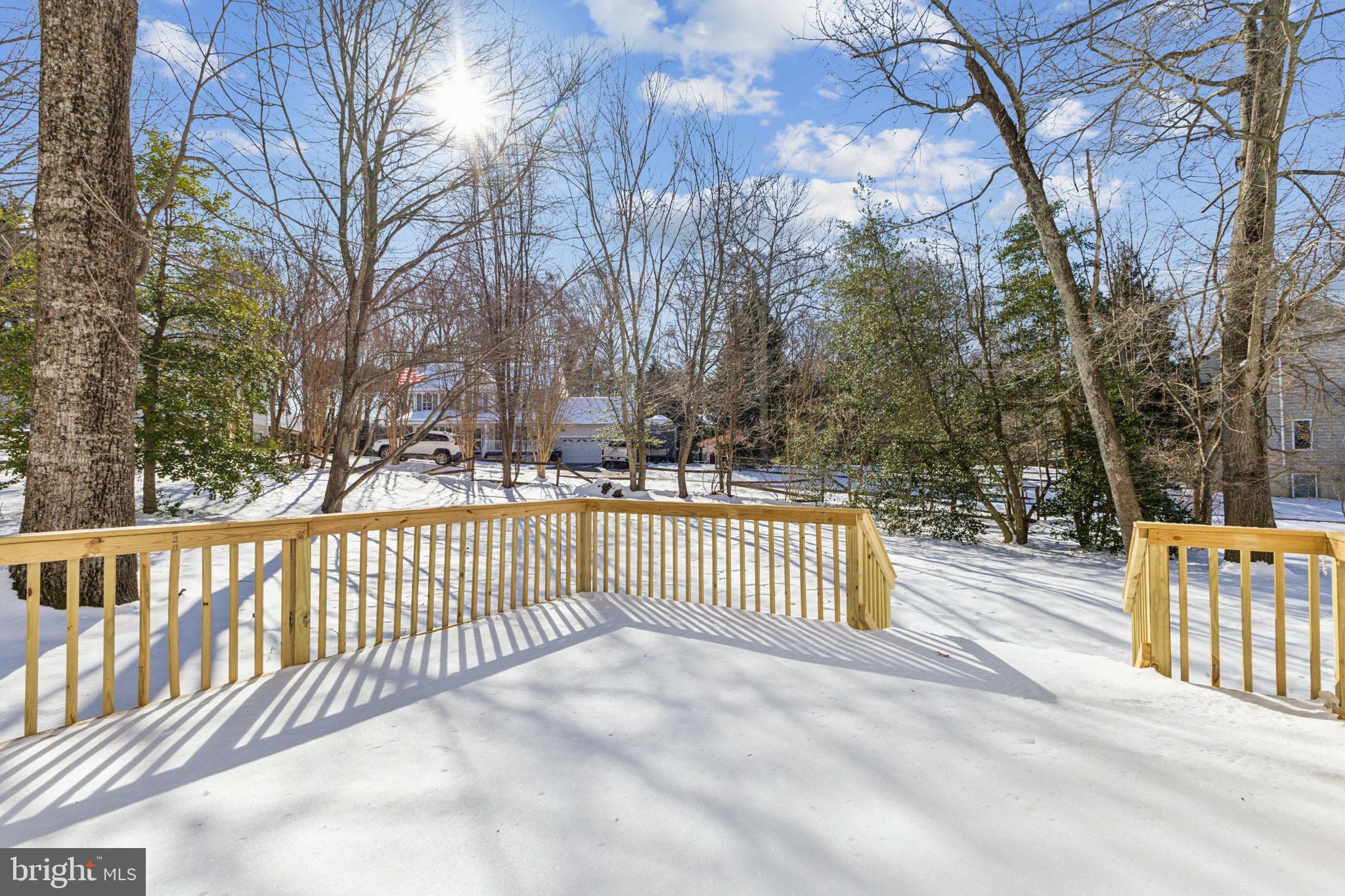 COVE POINT WOODS - Residential