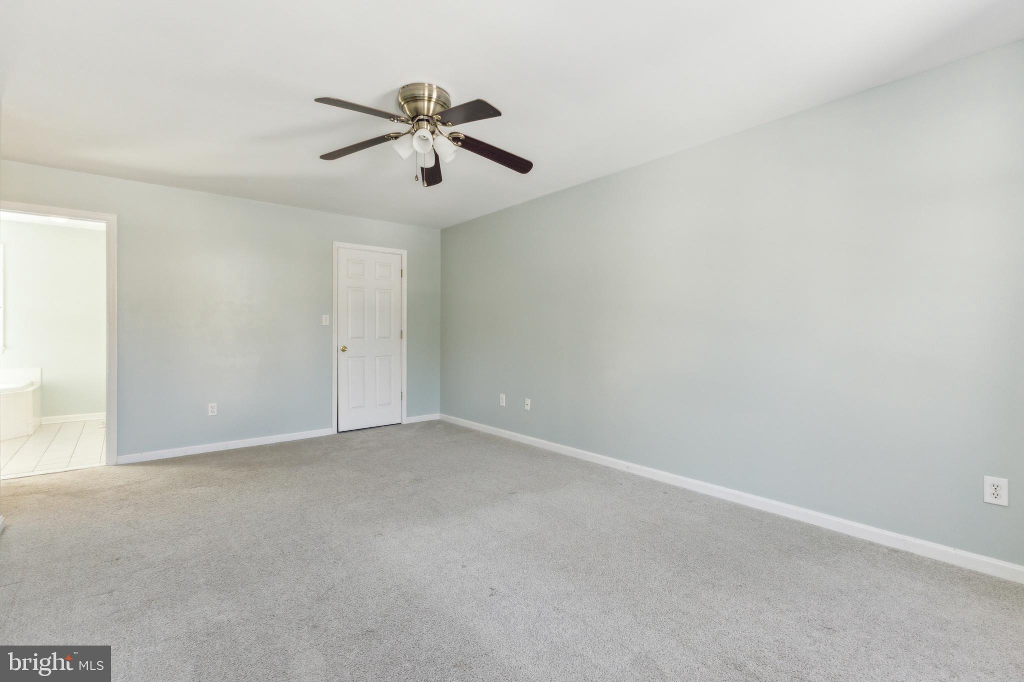 COVE POINT WOODS - Residential