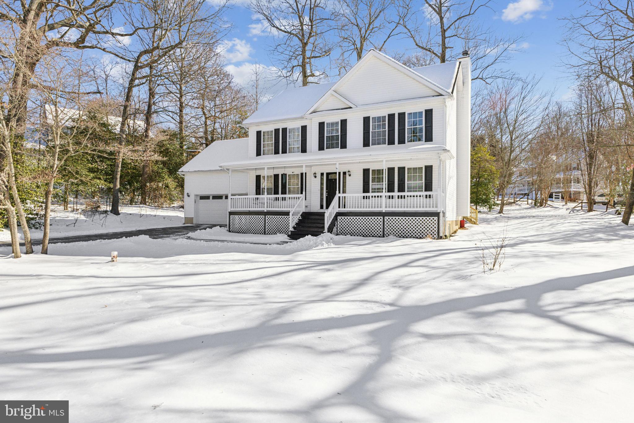 COVE POINT WOODS - Residential