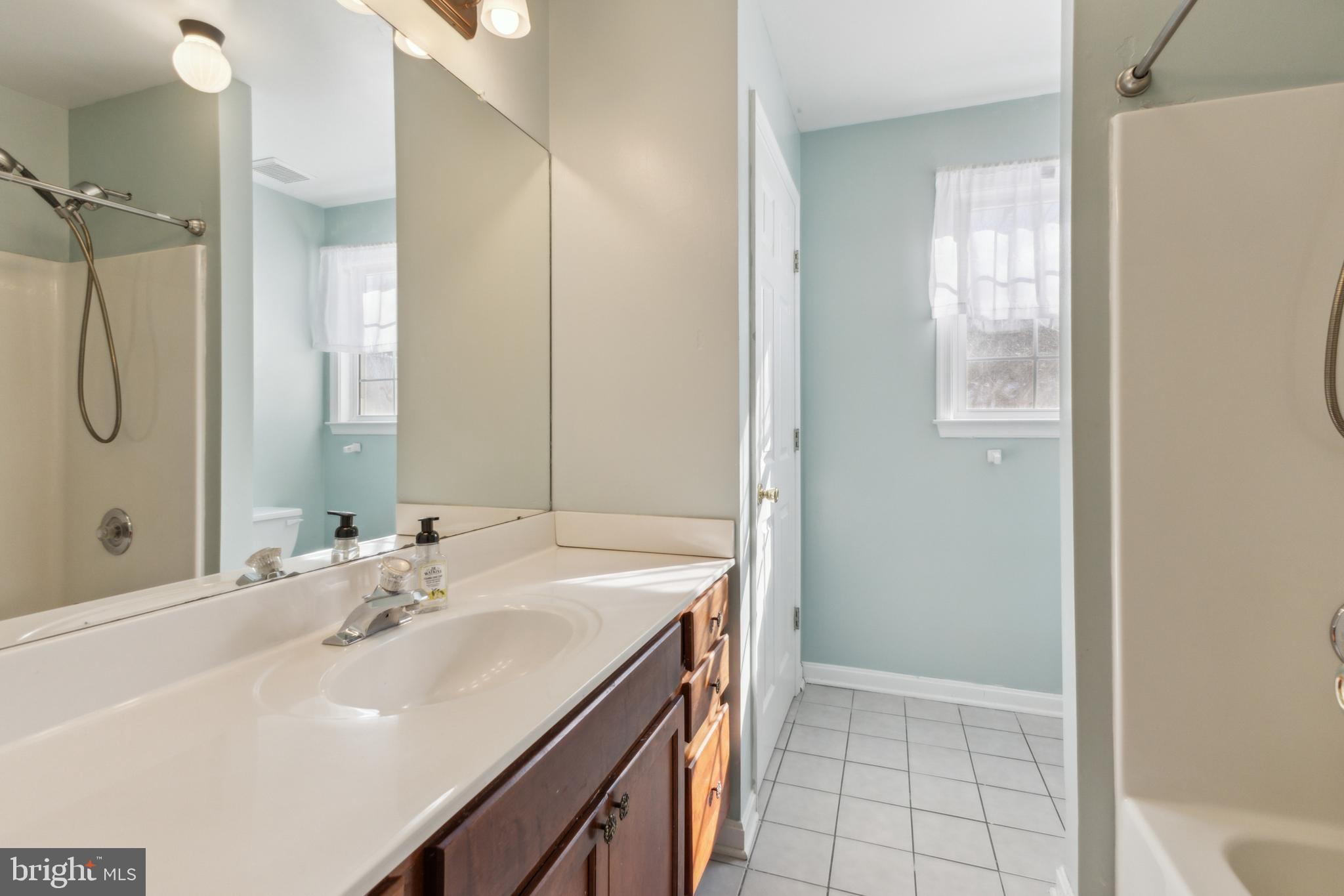 COVE POINT WOODS - Residential