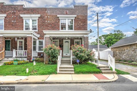 Photo of 520 Reynolds Avenue, LANCASTER, PA 17602 (MLS # PALA2073604)