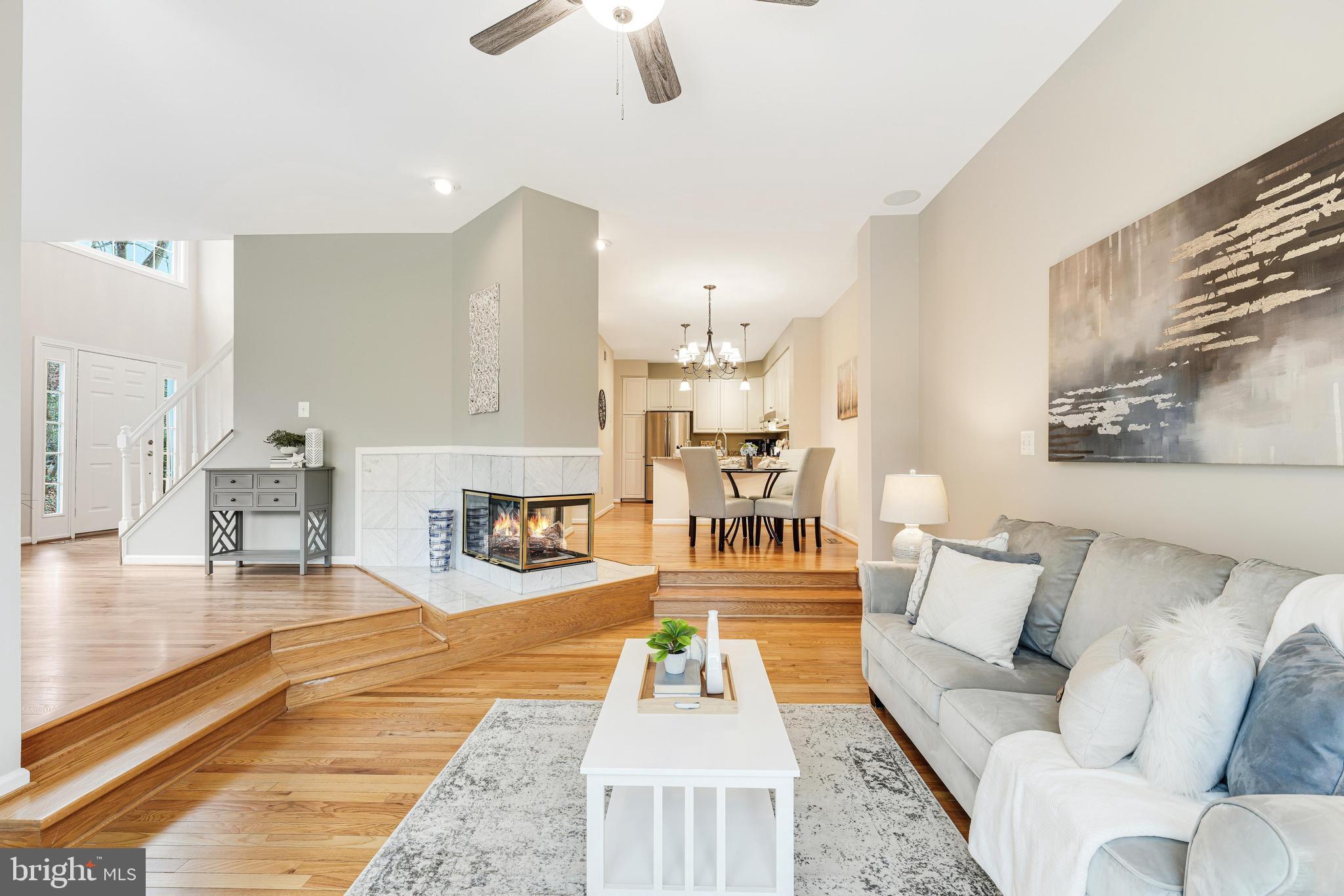 HEATHER KNOLL - Residential