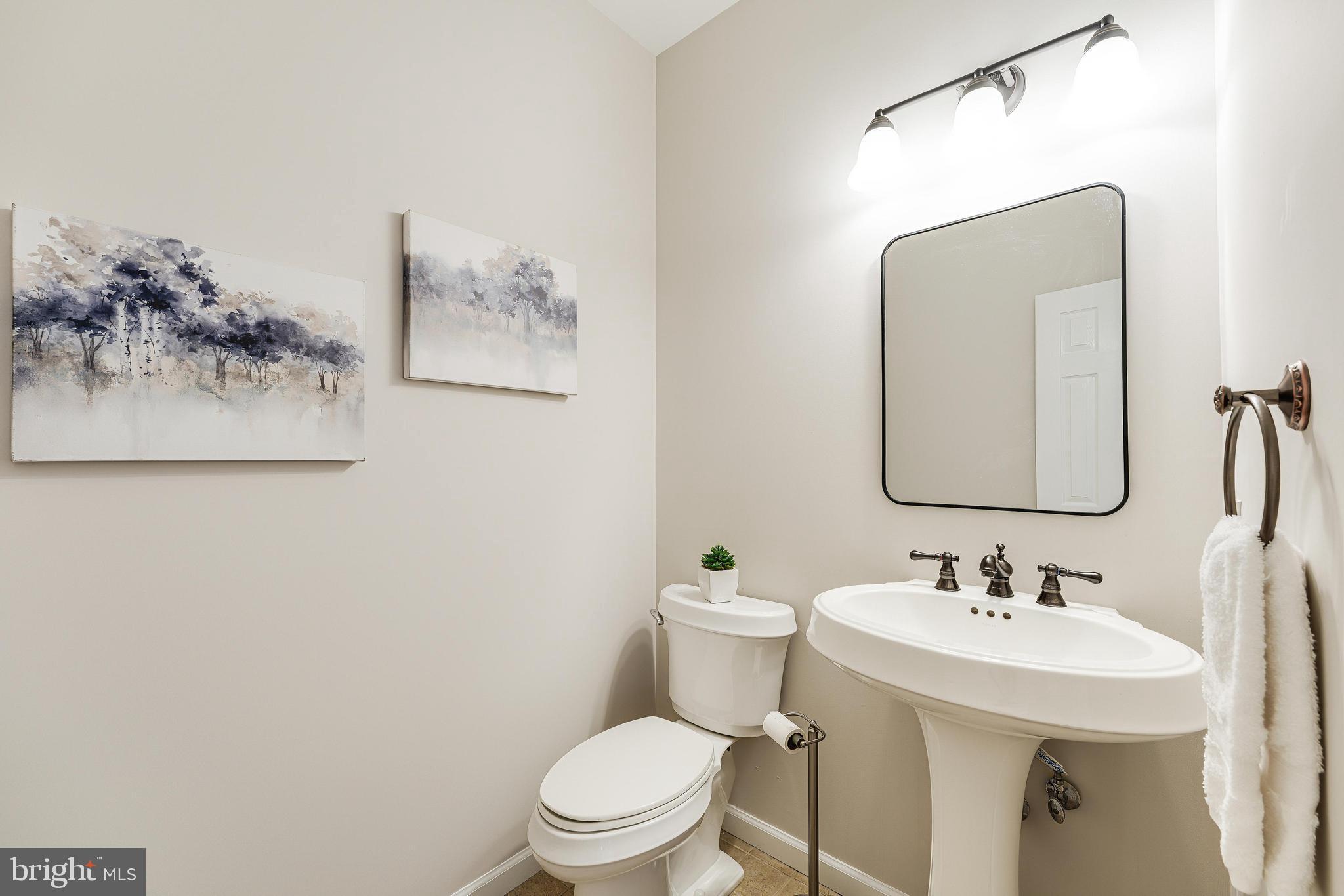 HEATHER KNOLL - Residential