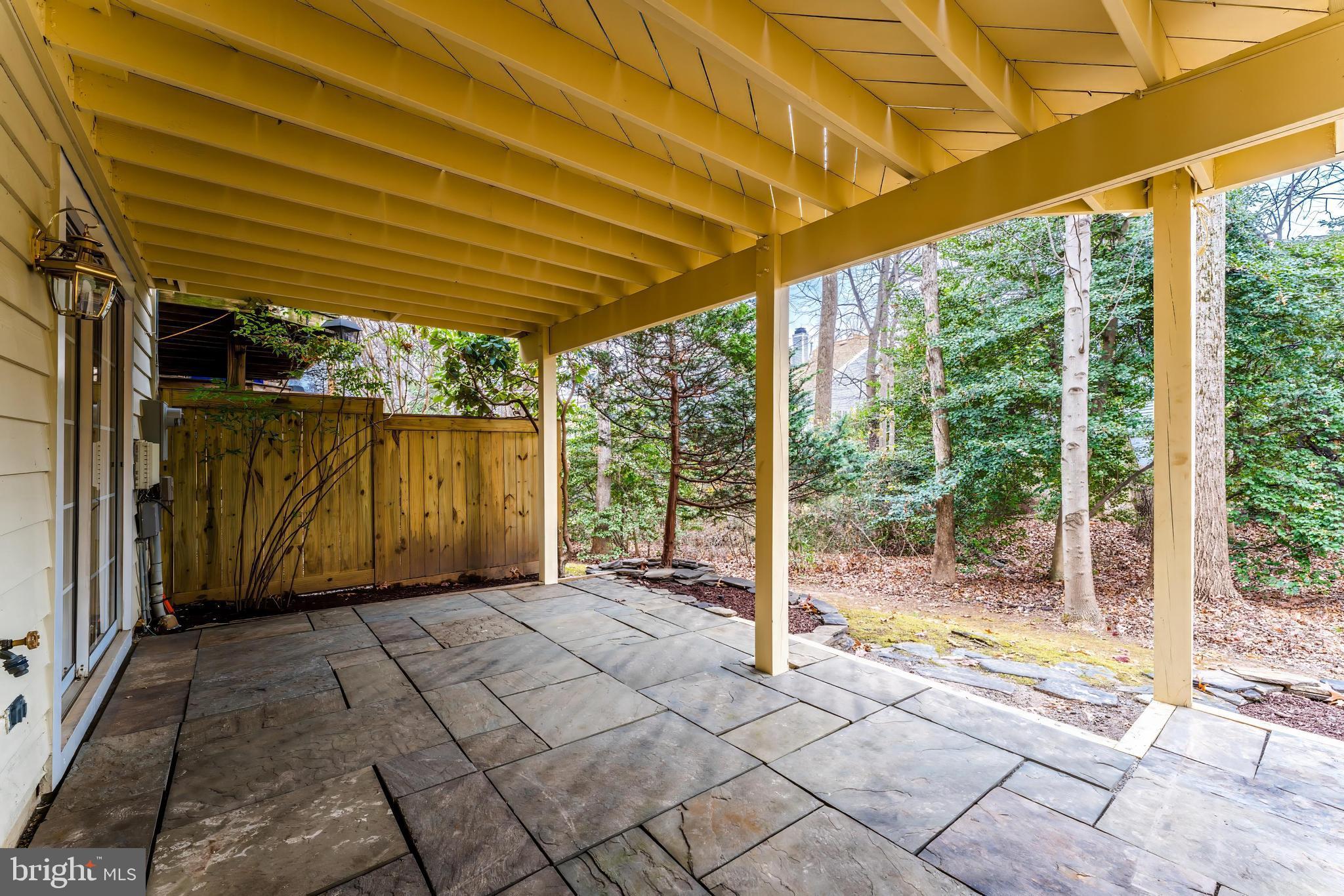 HEATHER KNOLL - Residential