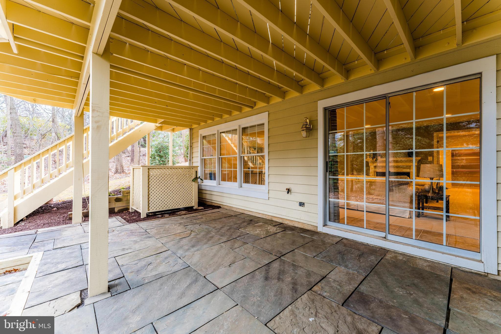 HEATHER KNOLL - Residential