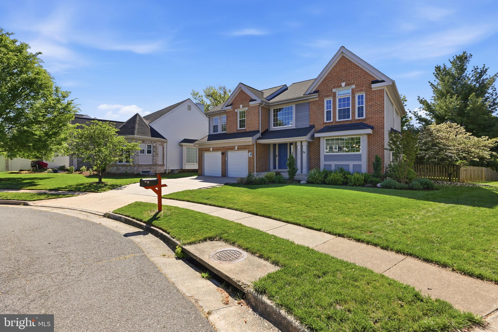 43943 ROCHELLE COURT