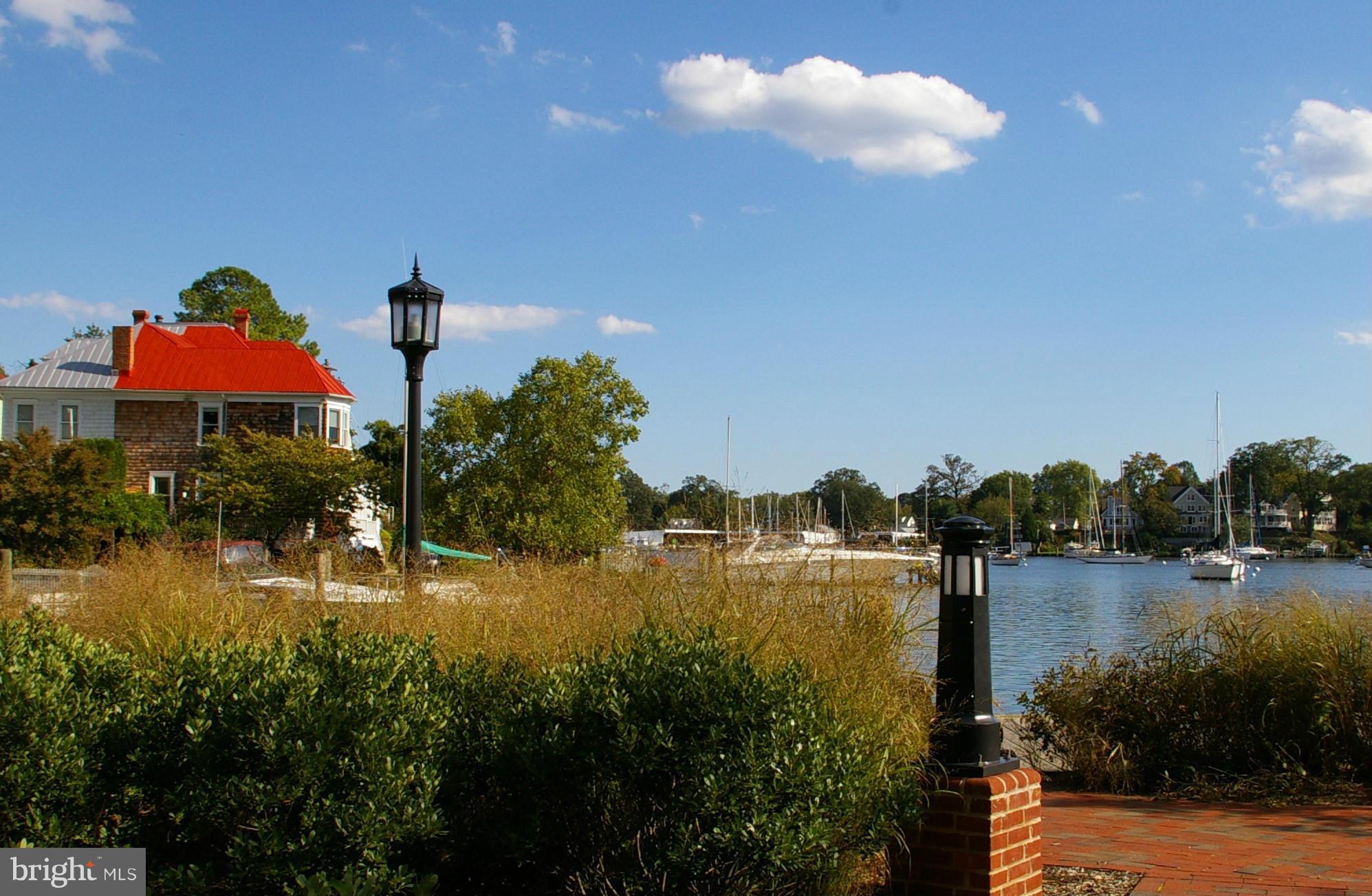 ACTONS LANDING CONDOS - Residential