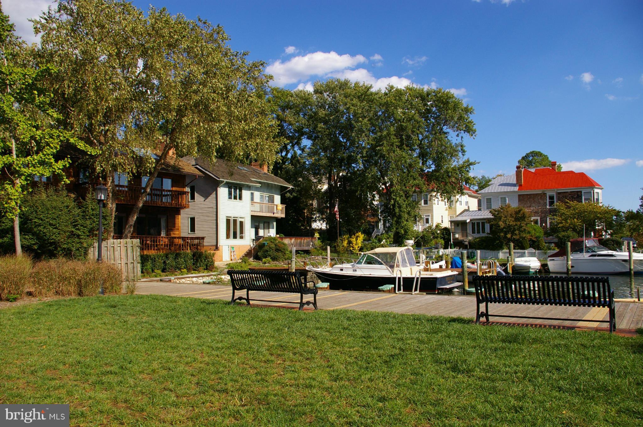 ACTONS LANDING CONDOS - Residential