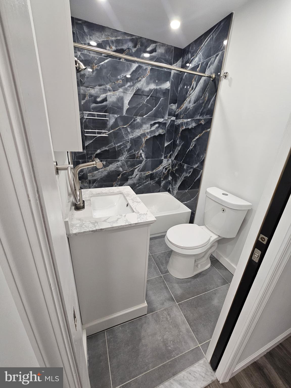 MILL CREEK - Residential