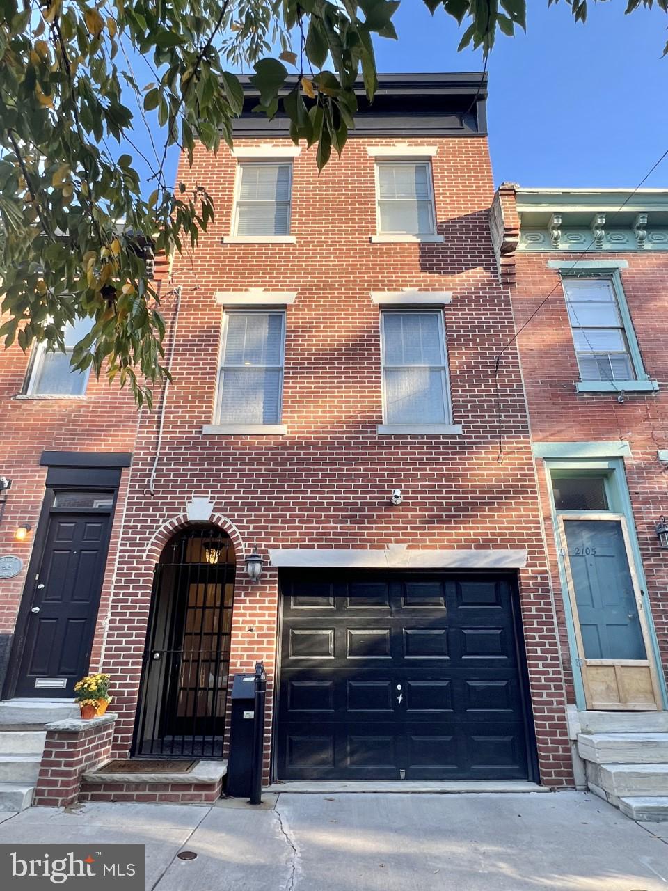 CENTER CITY - Residential Lease