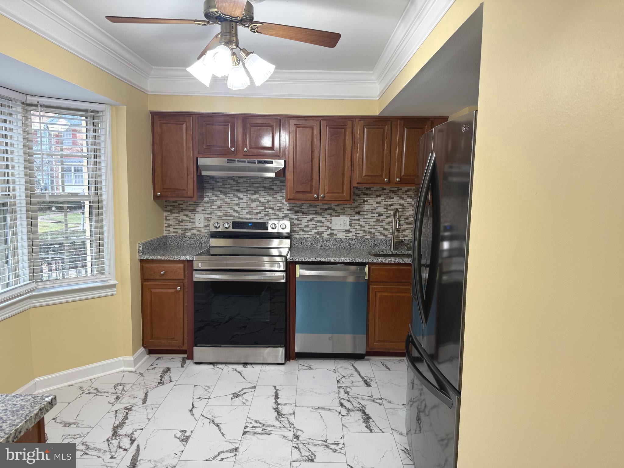 CANDLEWOOD - Residential