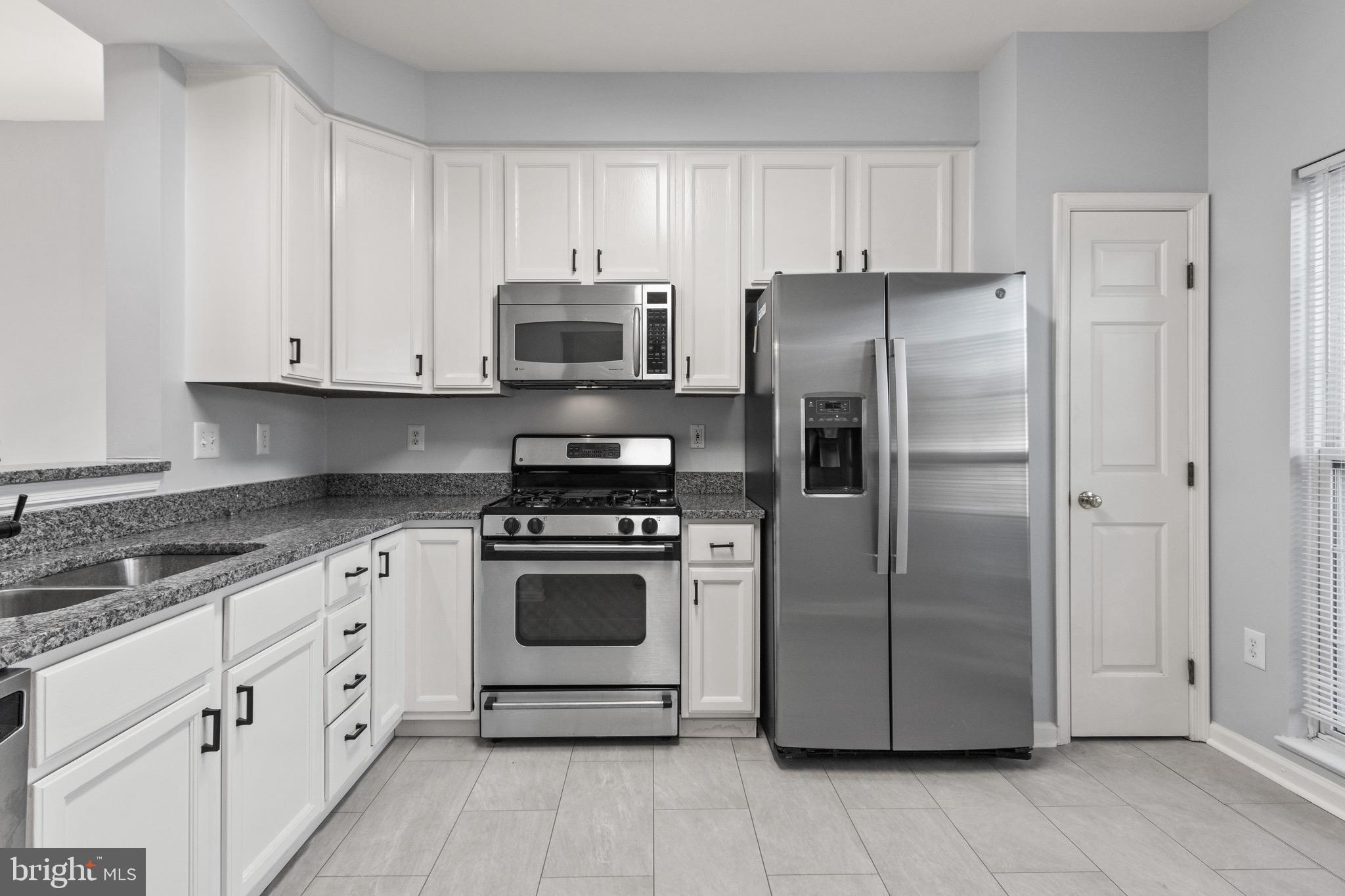 LYNDWOOD - Residential