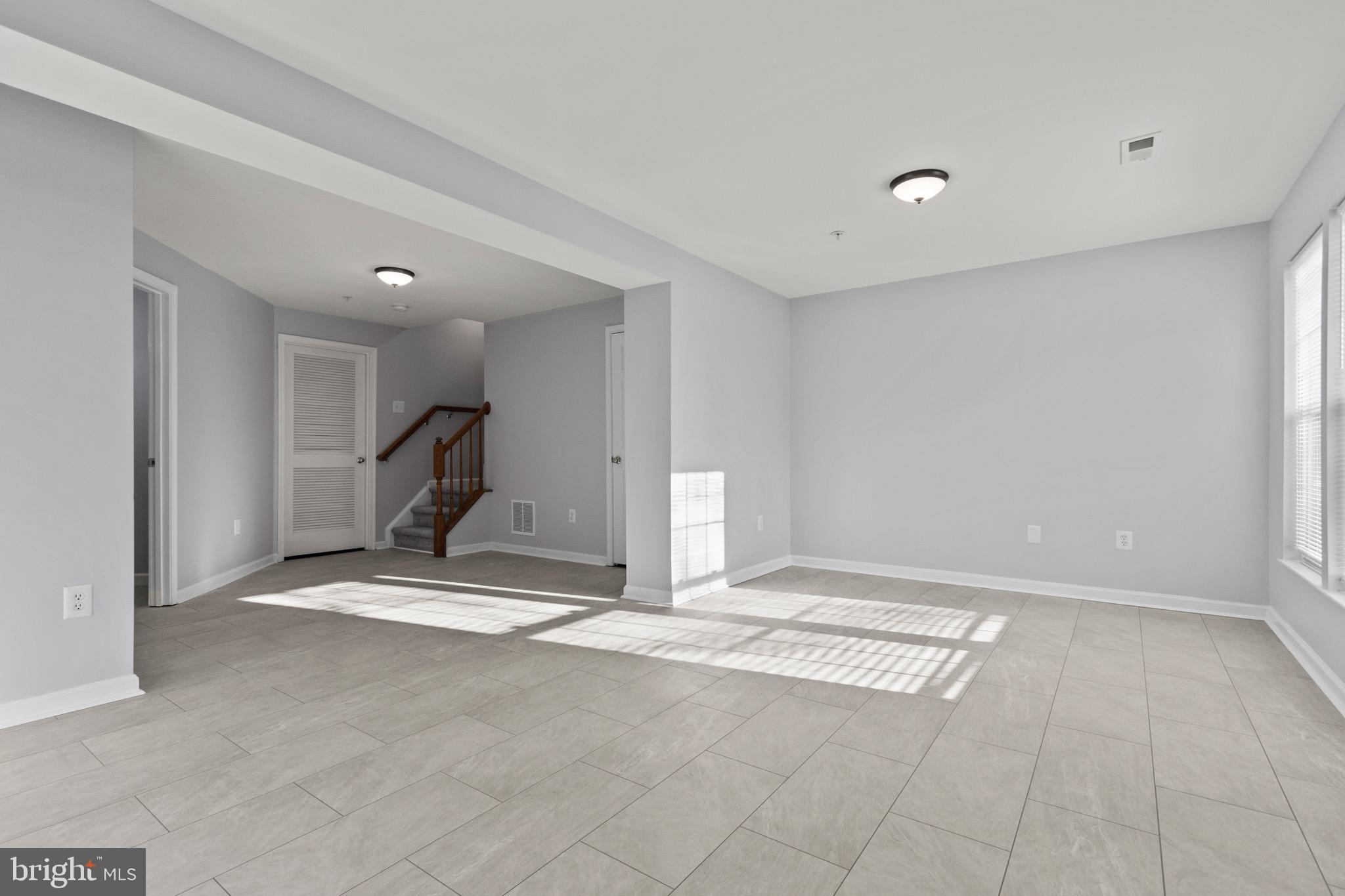 LYNDWOOD - Residential