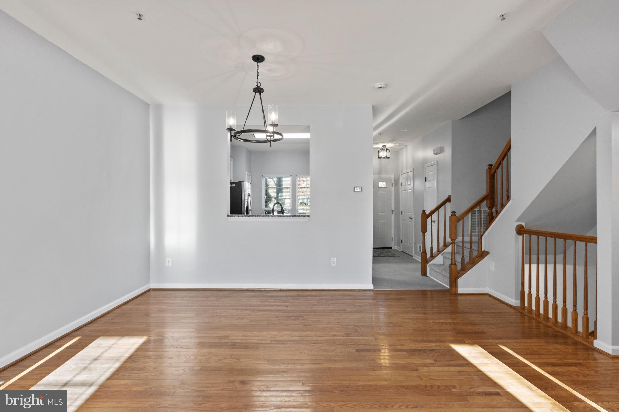 LYNDWOOD - Residential