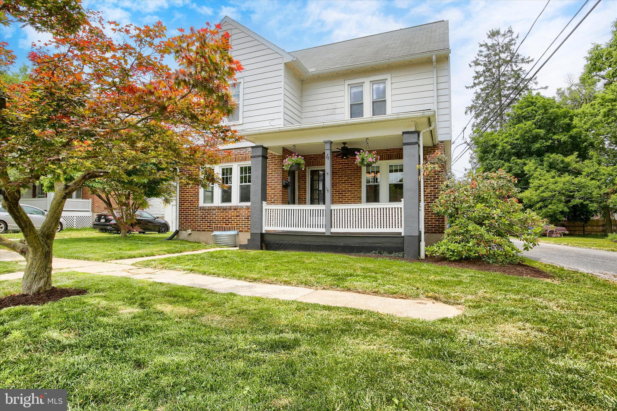 4 OAKLEIGH AVENUE