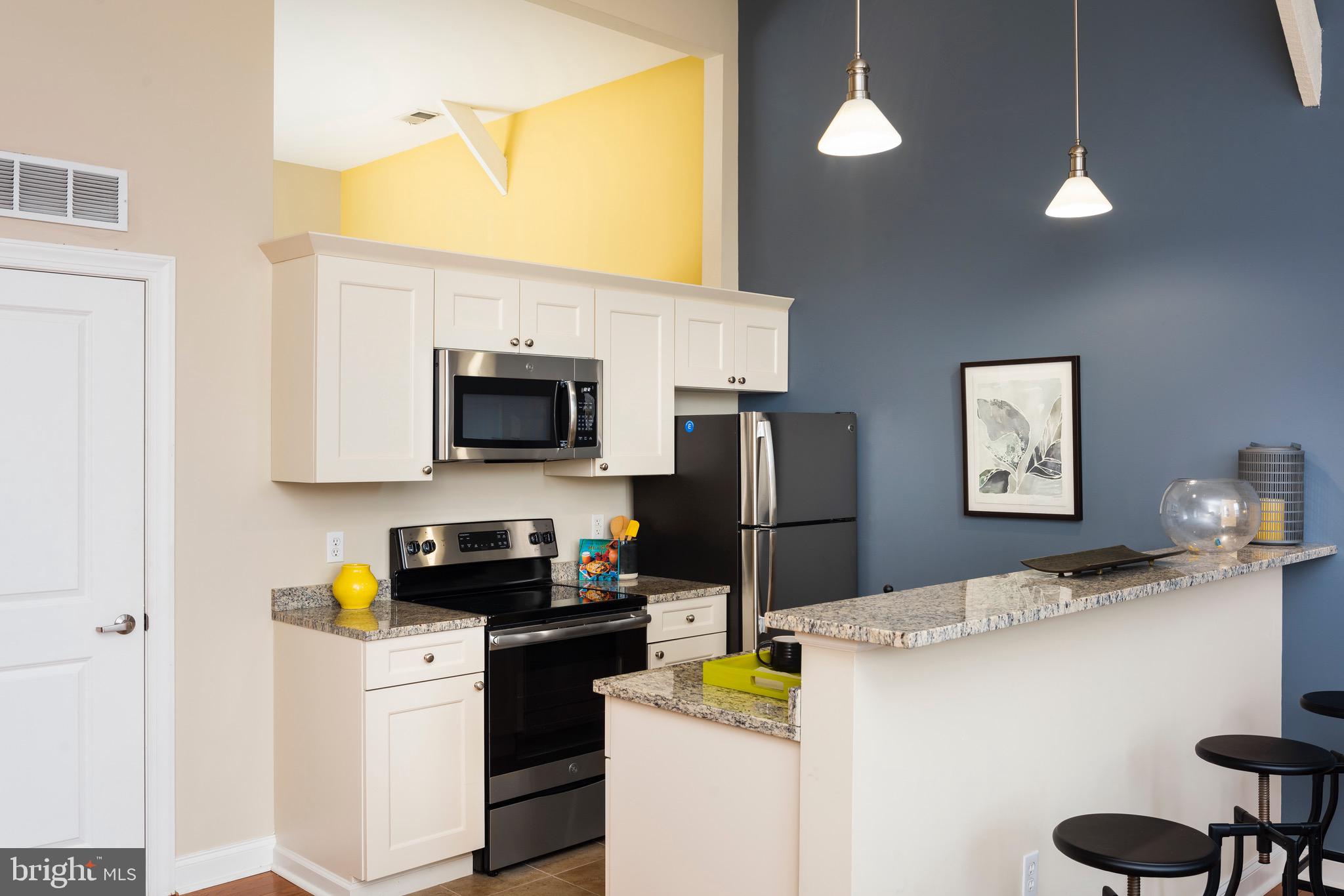 RIVERSIDE PARK - Residential Lease