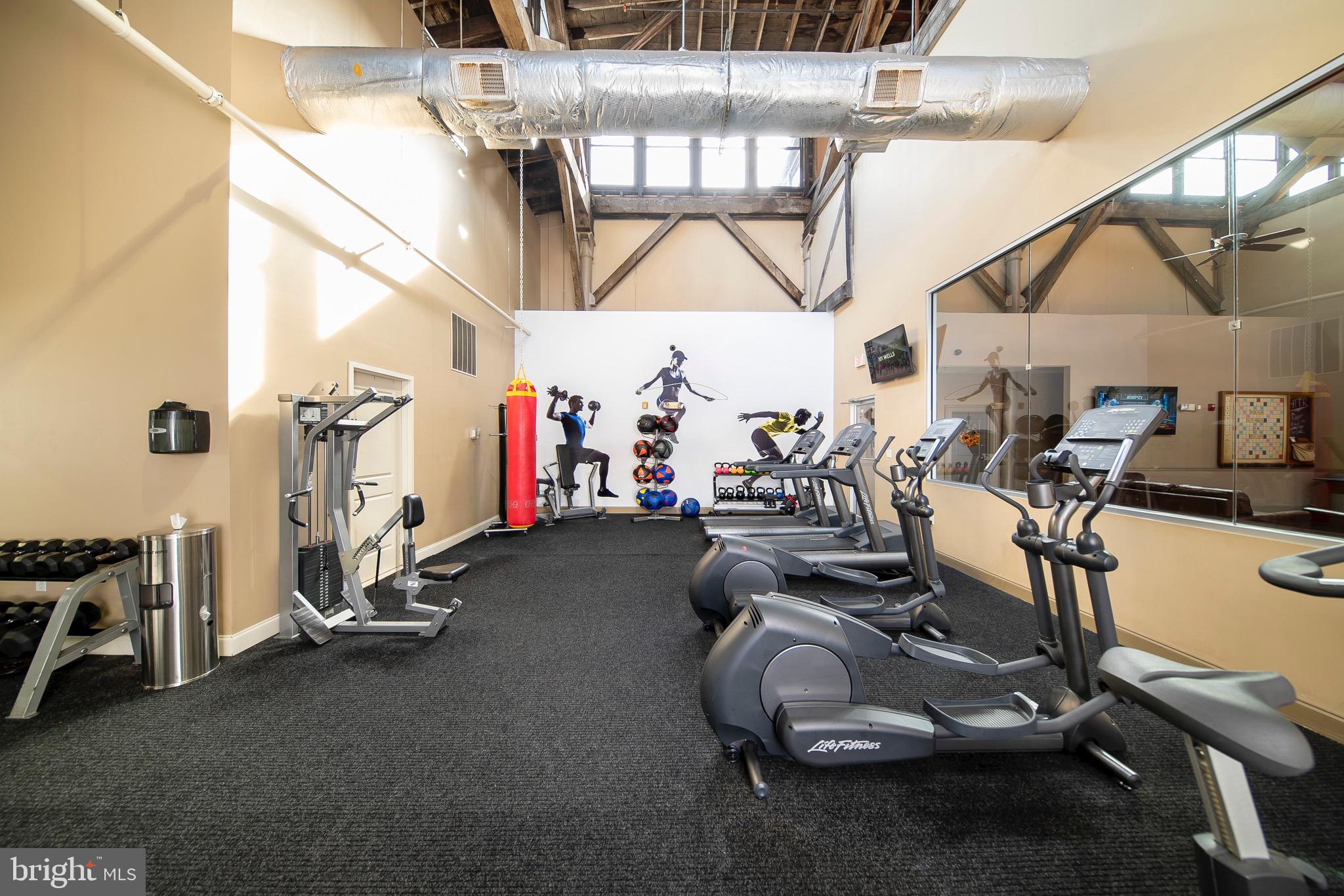 RIVERSIDE PARK - Residential Lease