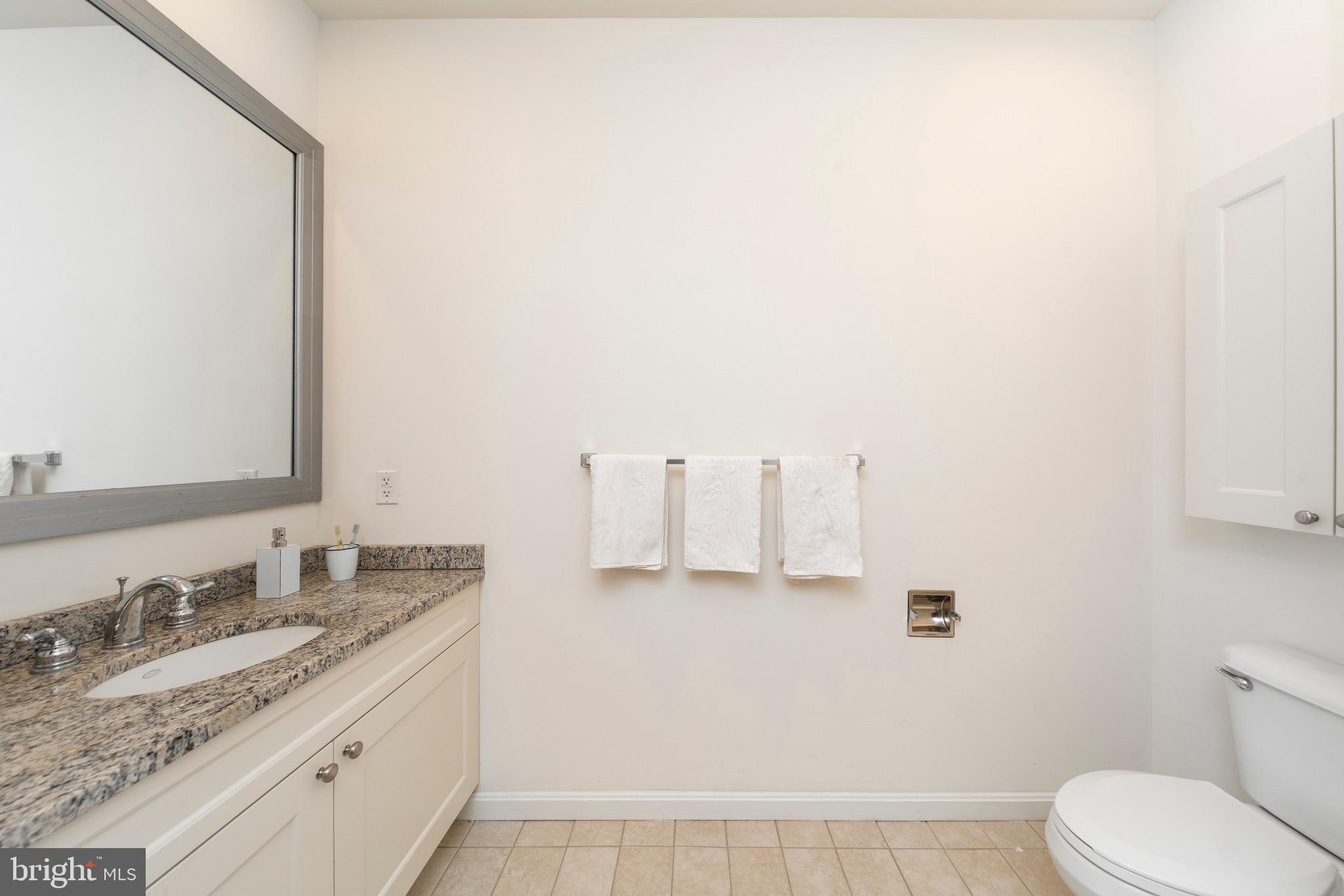 RIVERSIDE PARK - Residential Lease
