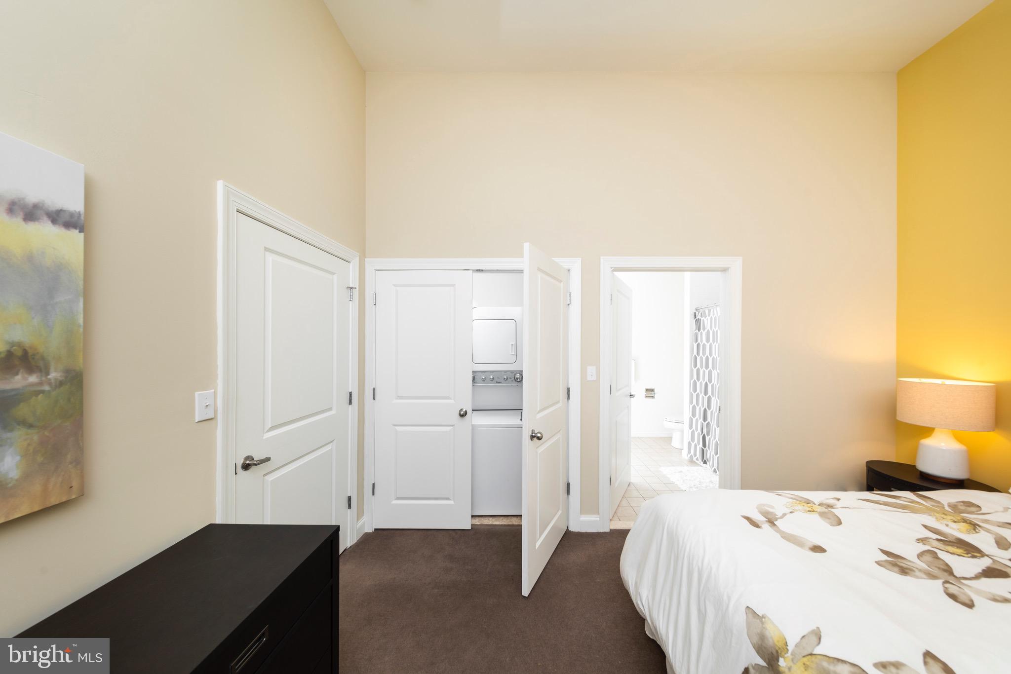 RIVERSIDE PARK - Residential Lease