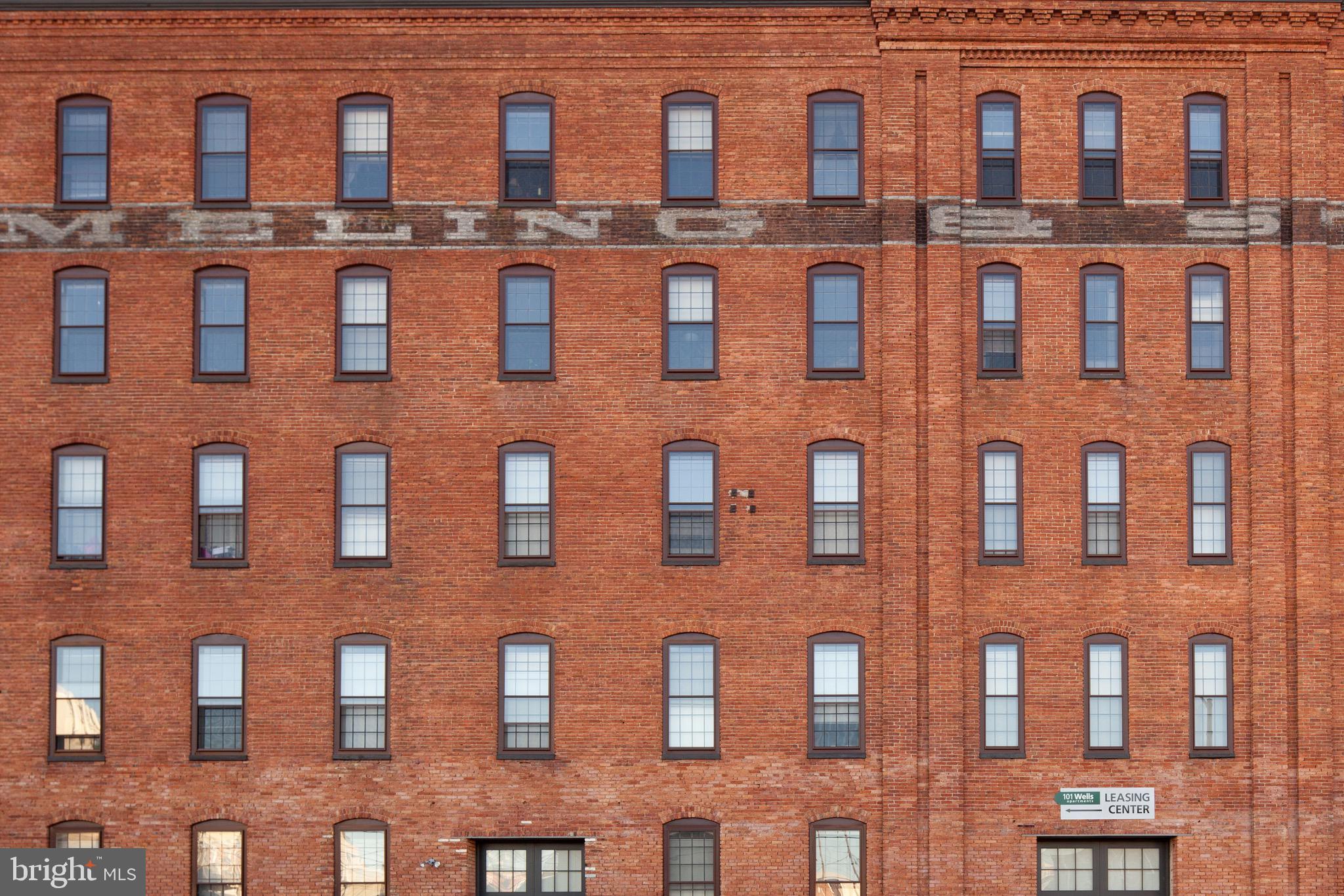 RIVERSIDE PARK - Residential Lease