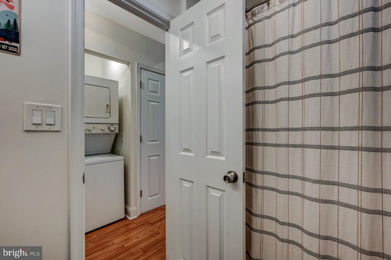 AROOWHEAD LAKE - Residential Lease