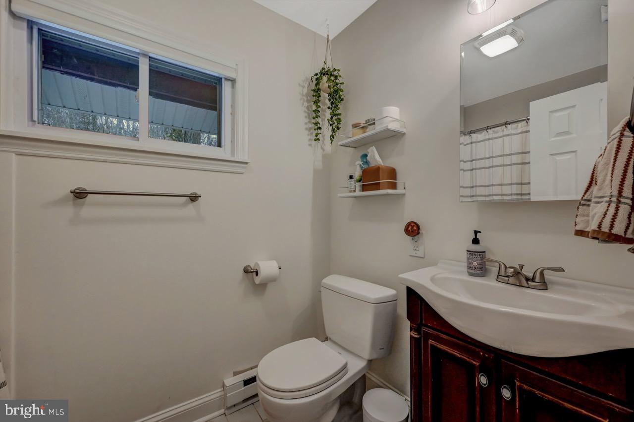 AROOWHEAD LAKE - Residential Lease