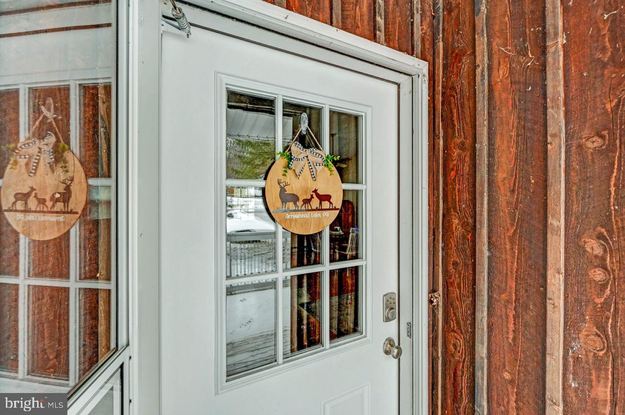 AROOWHEAD LAKE - Residential Lease