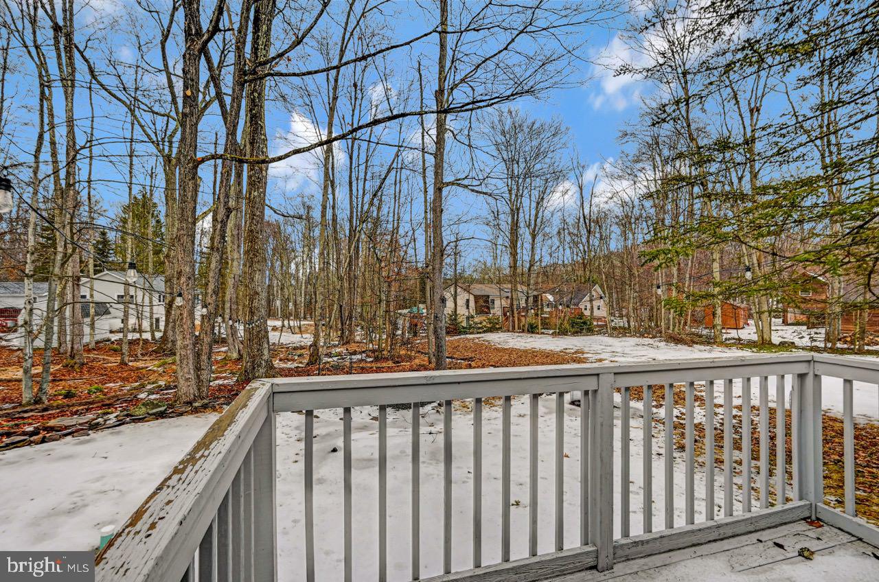 AROOWHEAD LAKE - Residential Lease