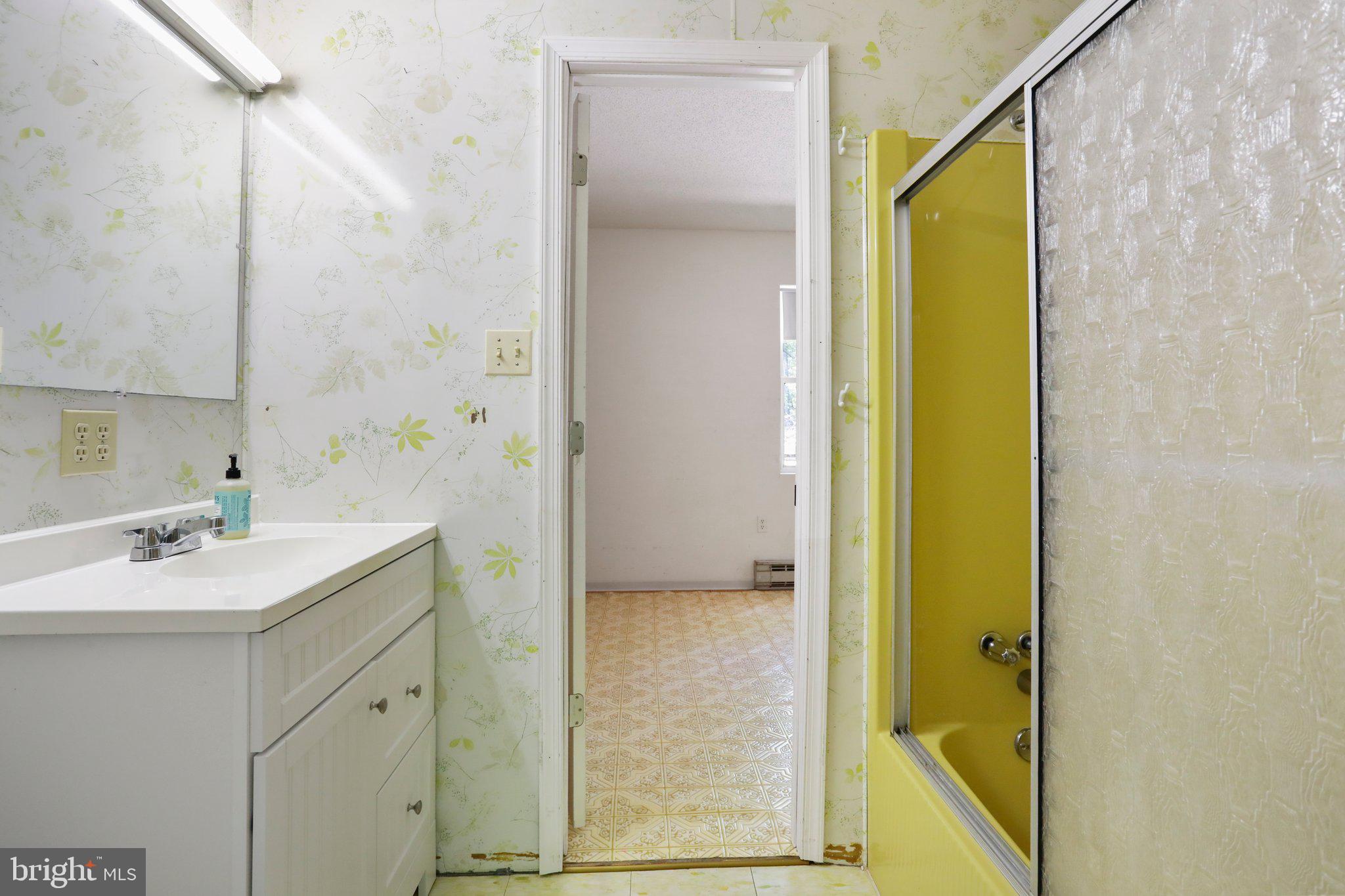 SPRING GAP - Residential