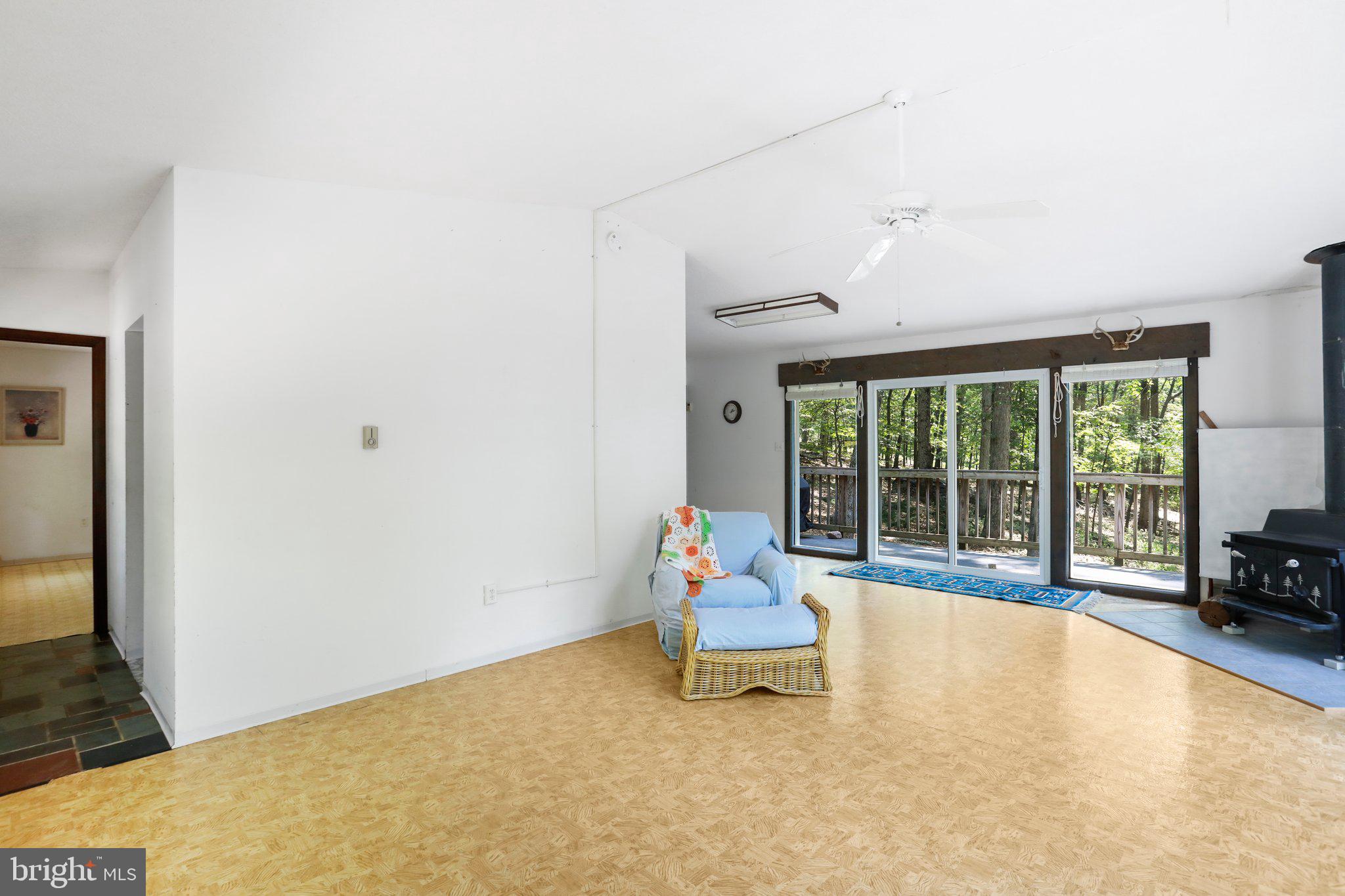 SPRING GAP - Residential