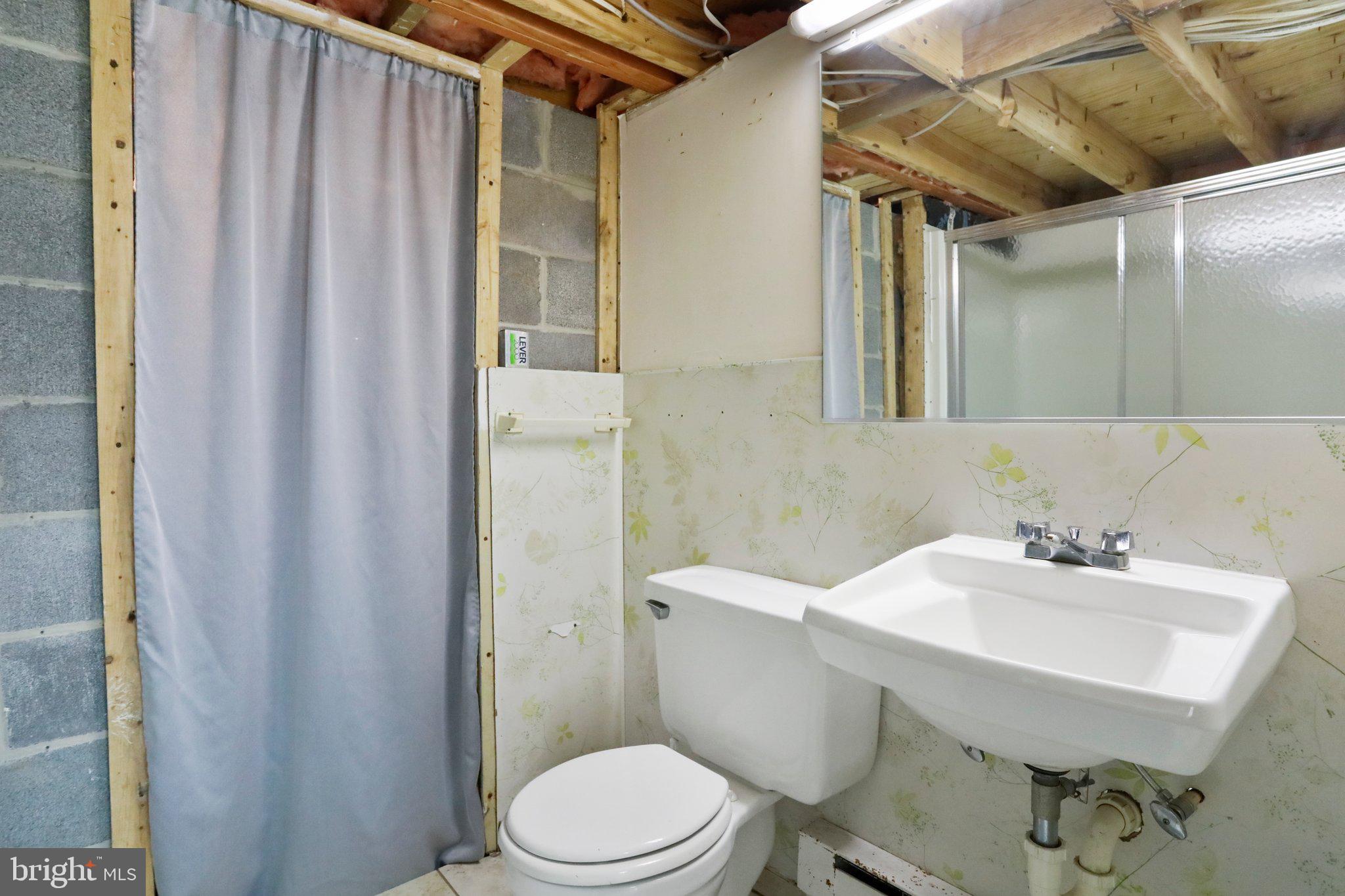 SPRING GAP - Residential