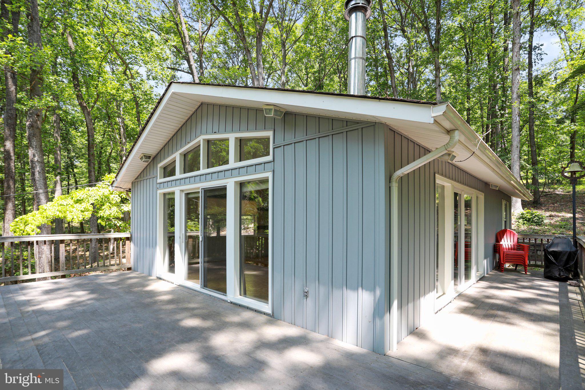 SPRING GAP - Residential