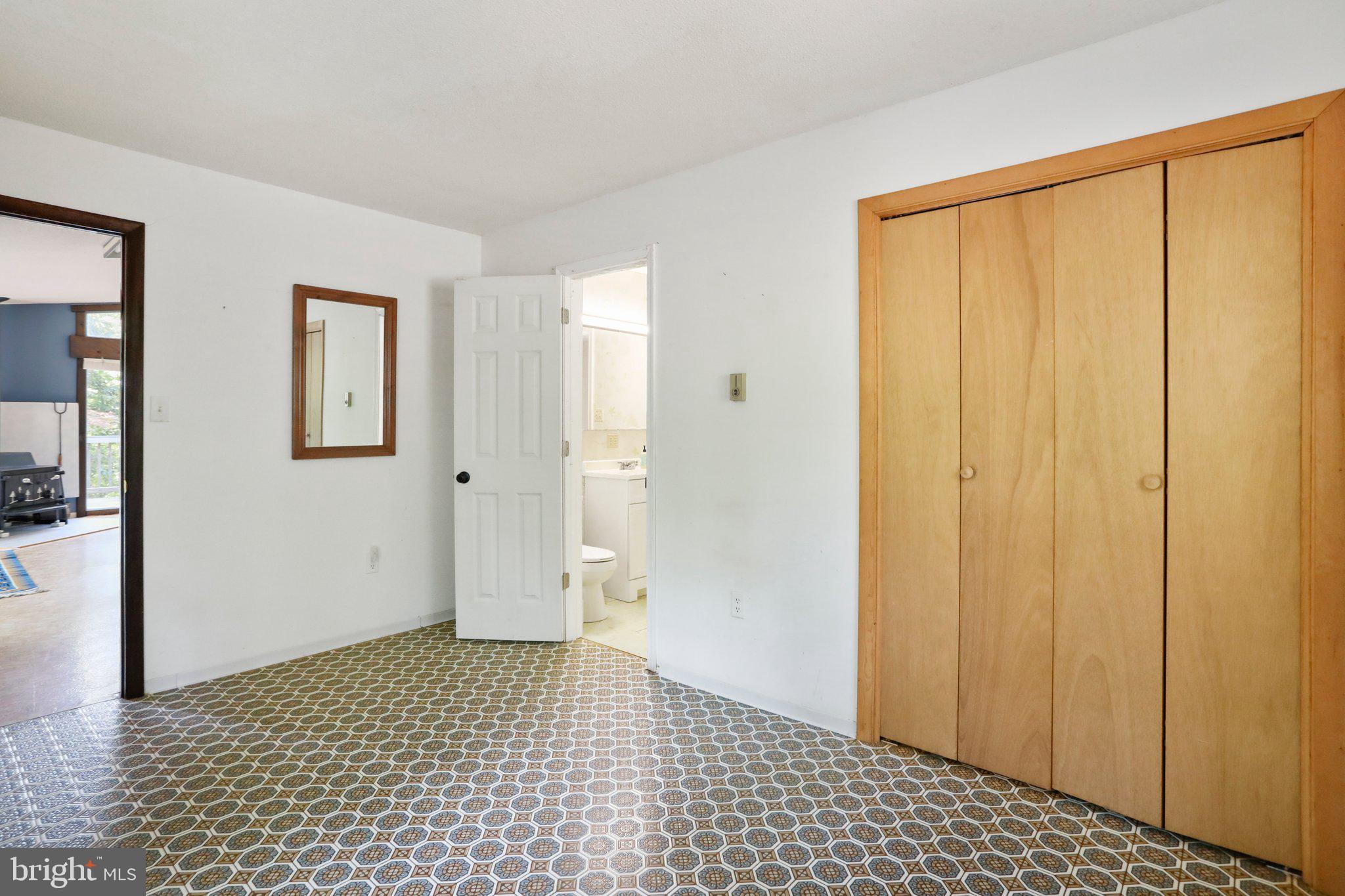 SPRING GAP - Residential