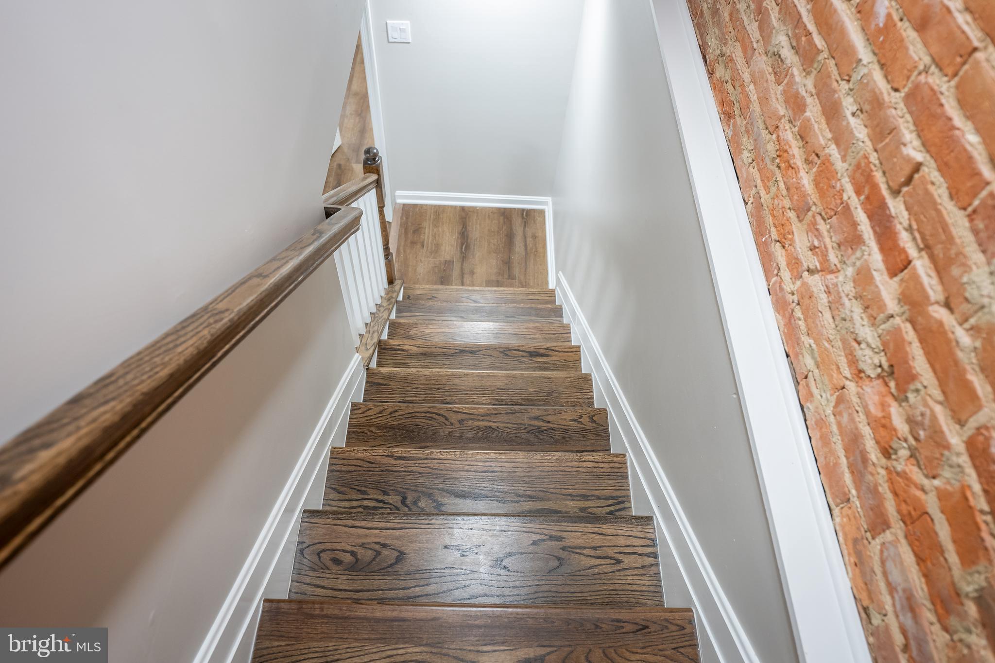 LOCUST POINT - Residential