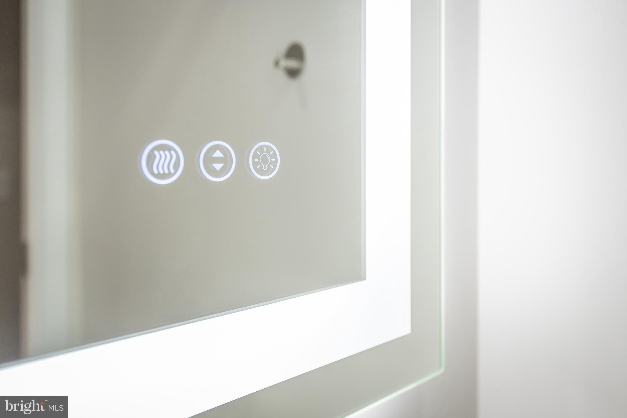 LOCUST POINT - Residential