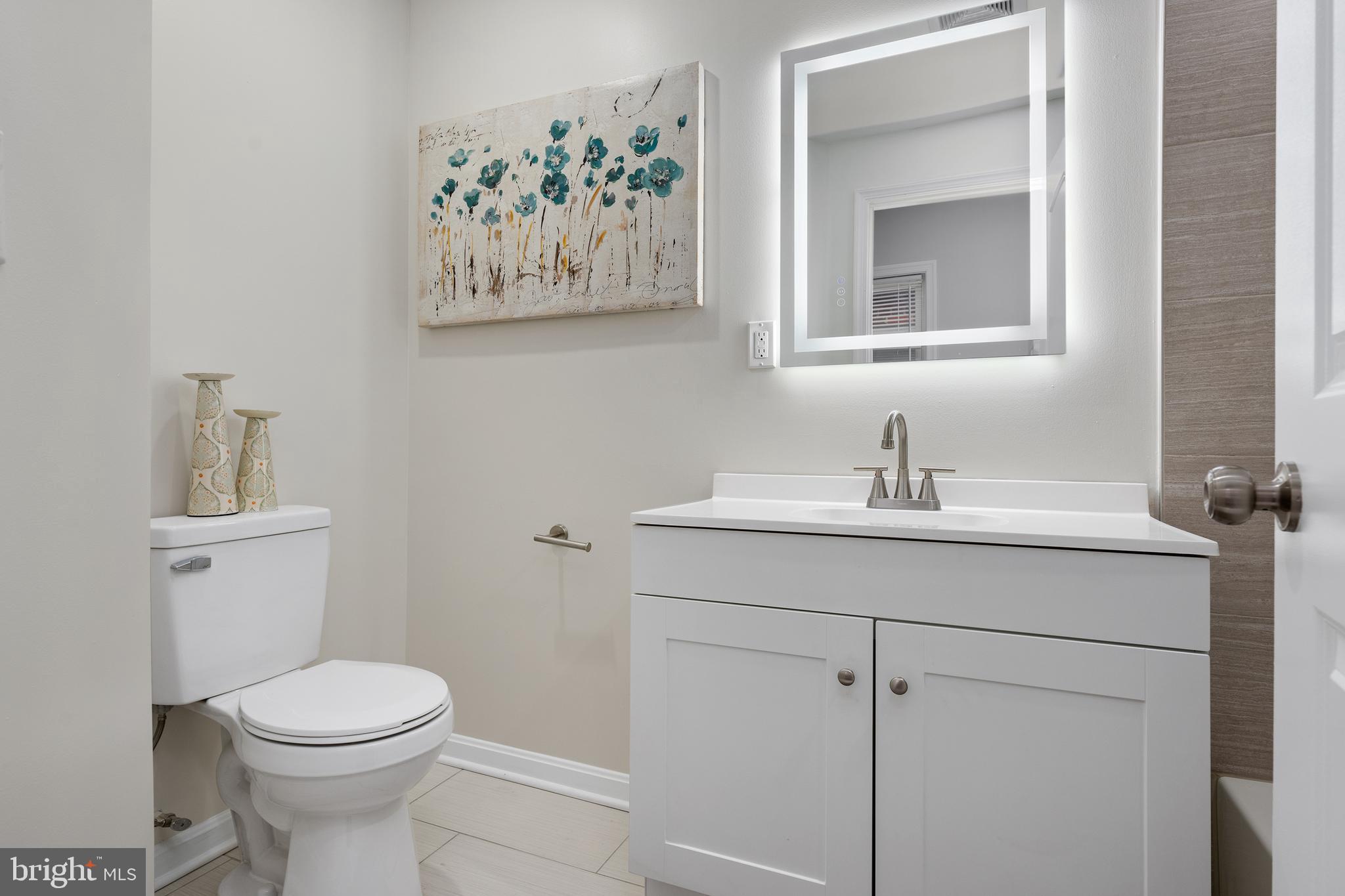 LOCUST POINT - Residential