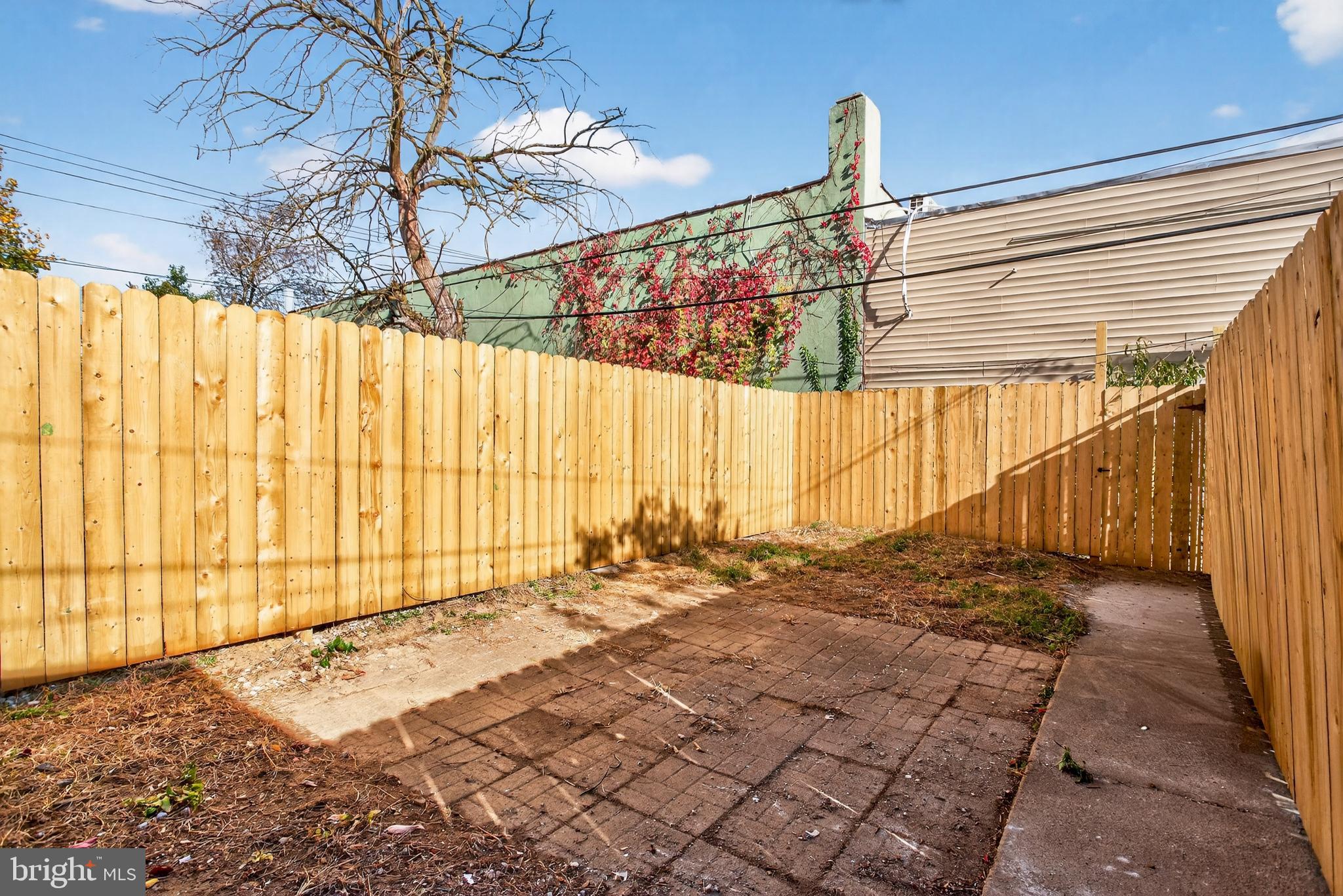 FELTONVILLE - Residential