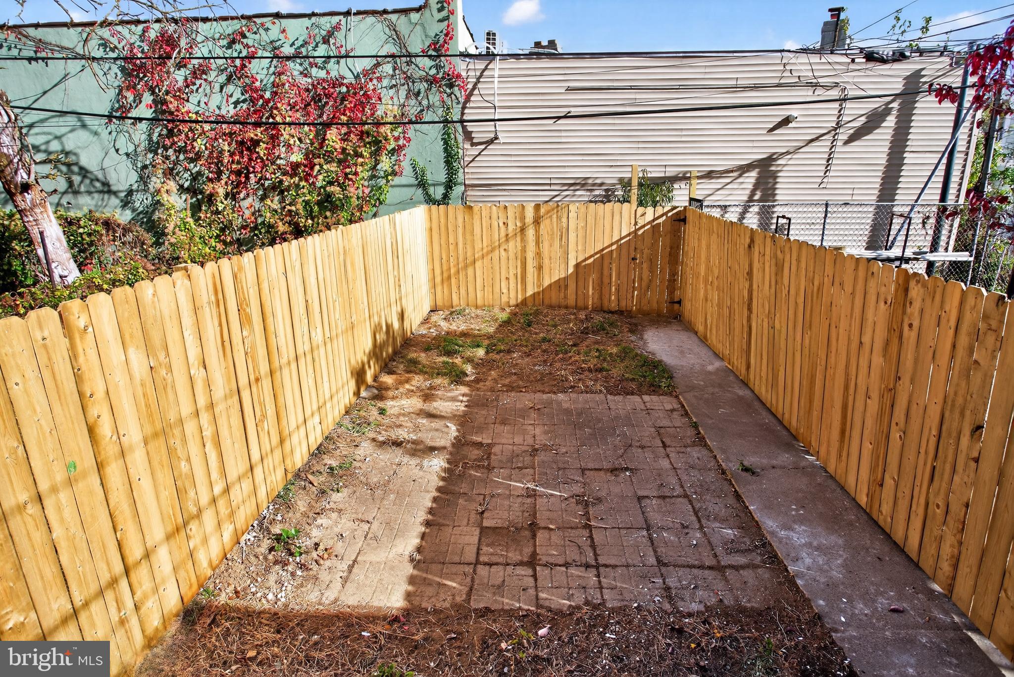 FELTONVILLE - Residential