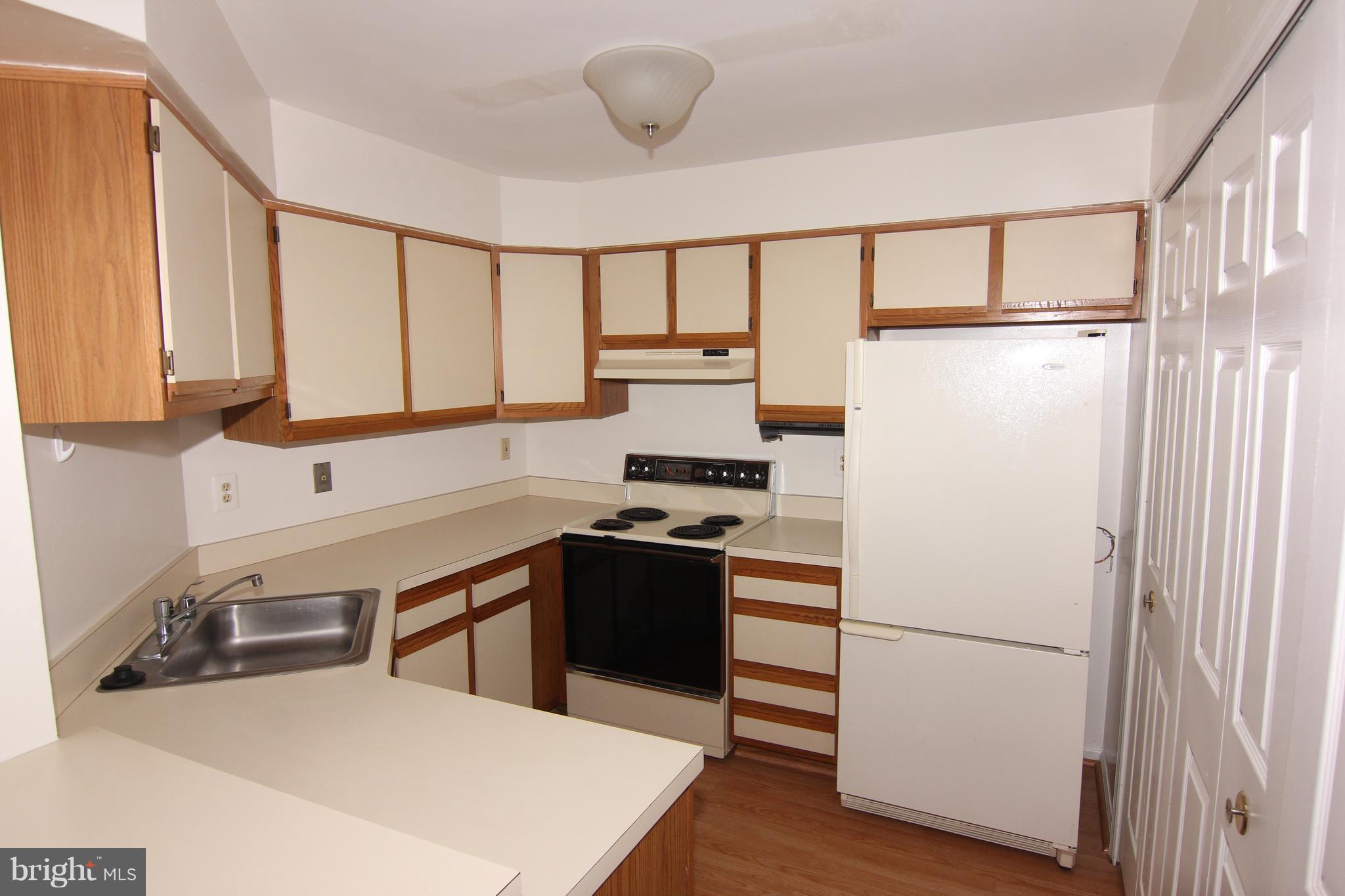 DORSEY HALL - Residential Lease