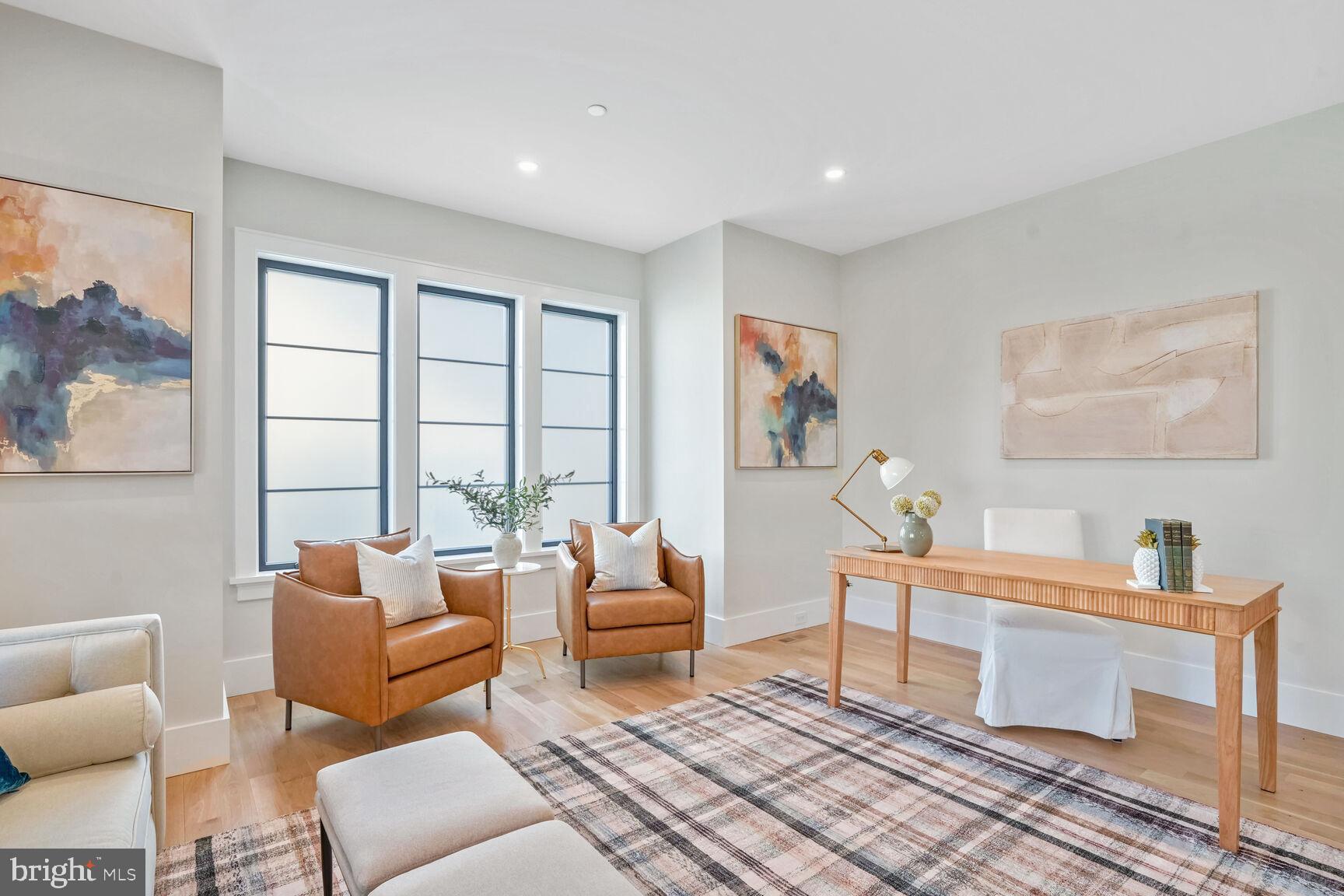 COUNTRY CLUB VILLAGE - Residential