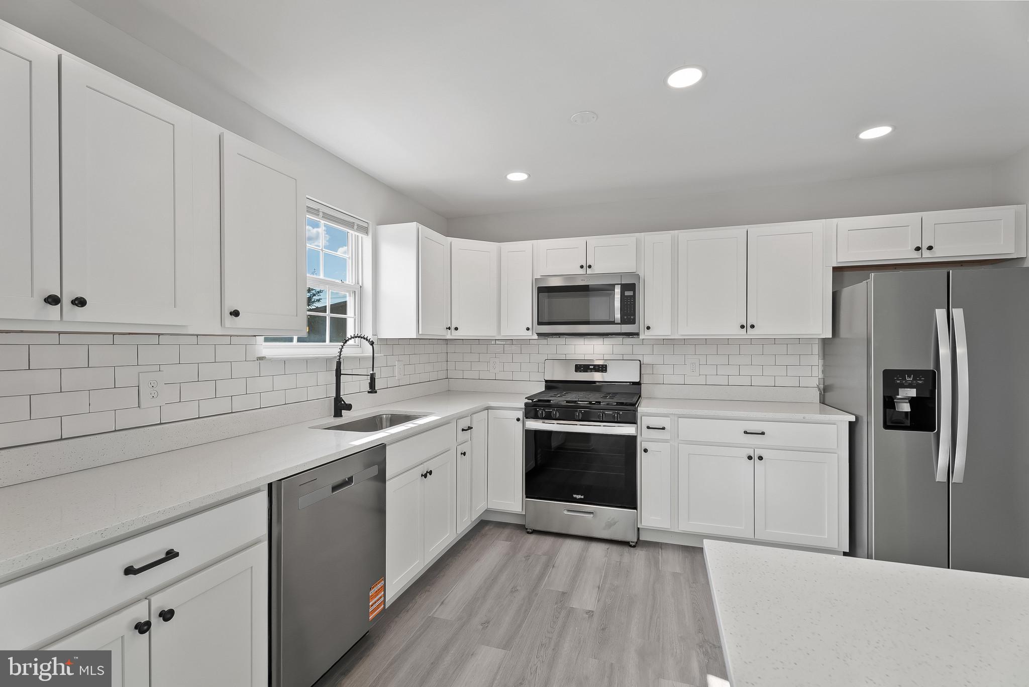 BALTIMORE HIGHLANDS - Residential