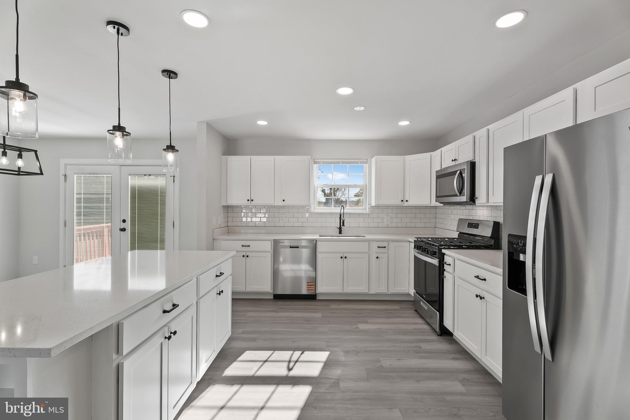 BALTIMORE HIGHLANDS - Residential