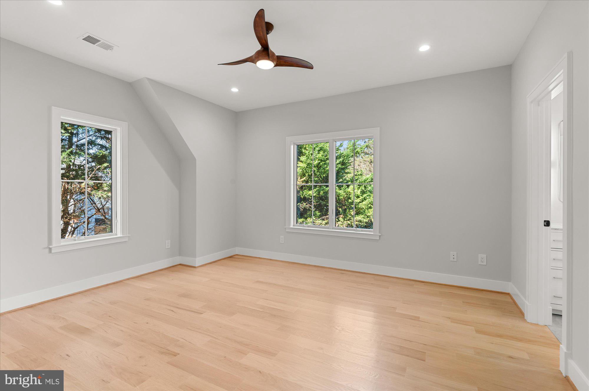 BROYHILL LANGLEY ESTATES - Residential