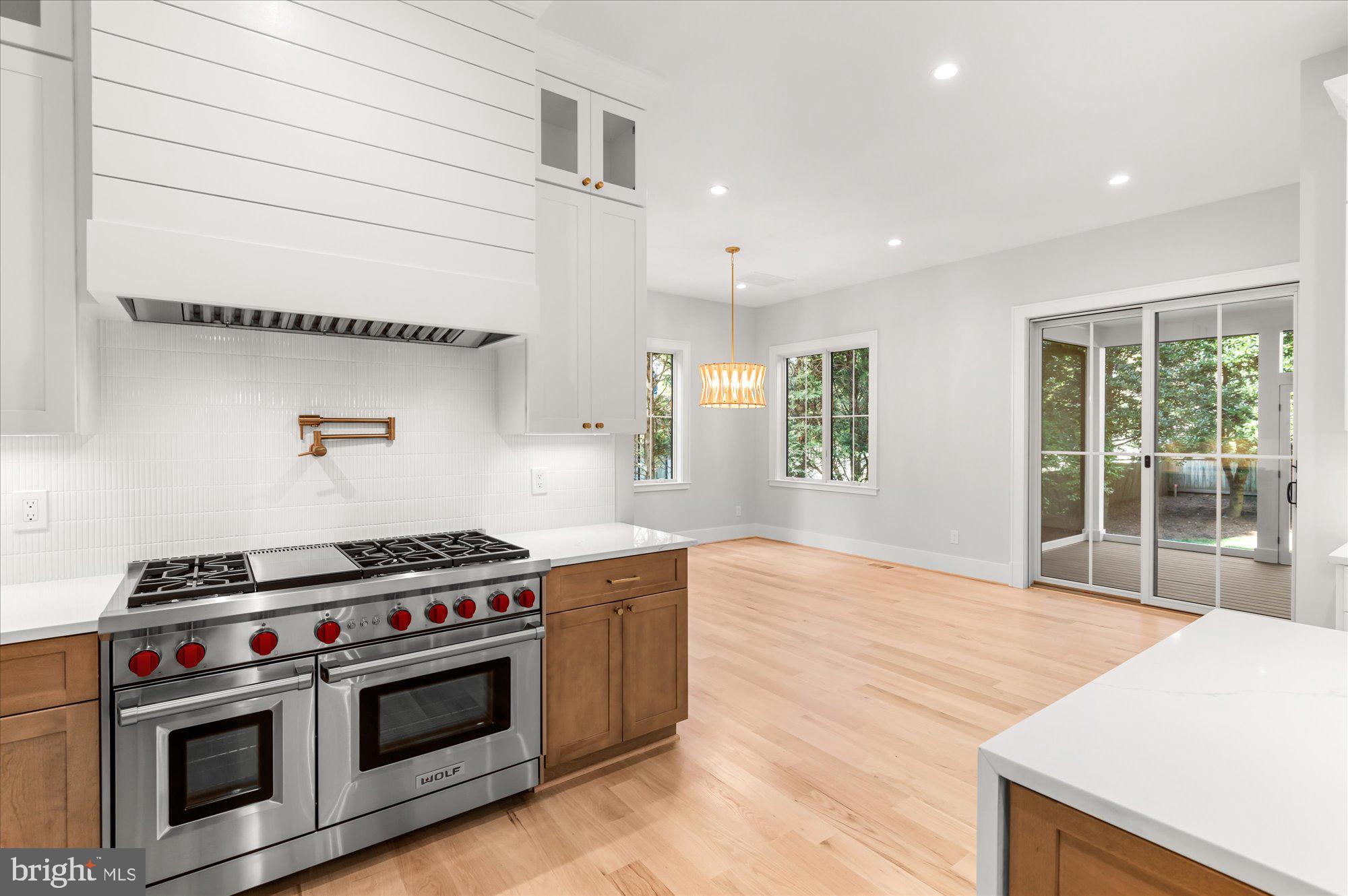 BROYHILL LANGLEY ESTATES - Residential