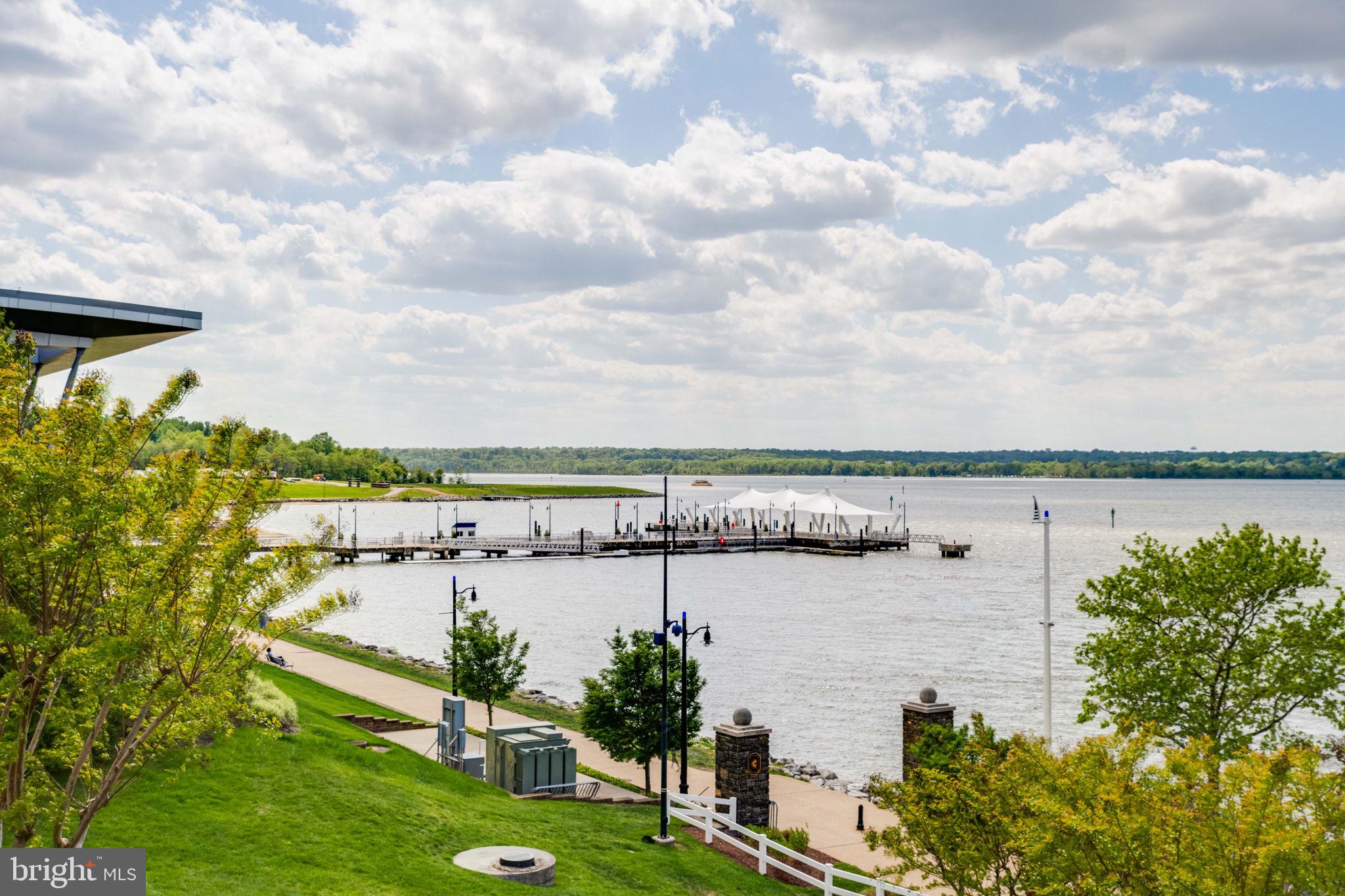 POTOMAC OVERLOOK - Residential