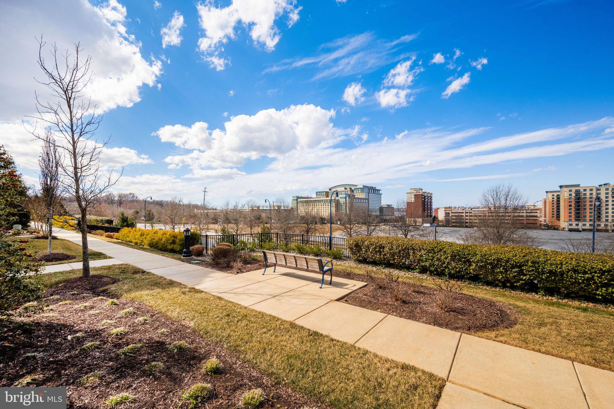 POTOMAC OVERLOOK - Residential