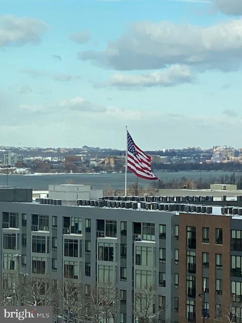 POTOMAC OVERLOOK - Residential