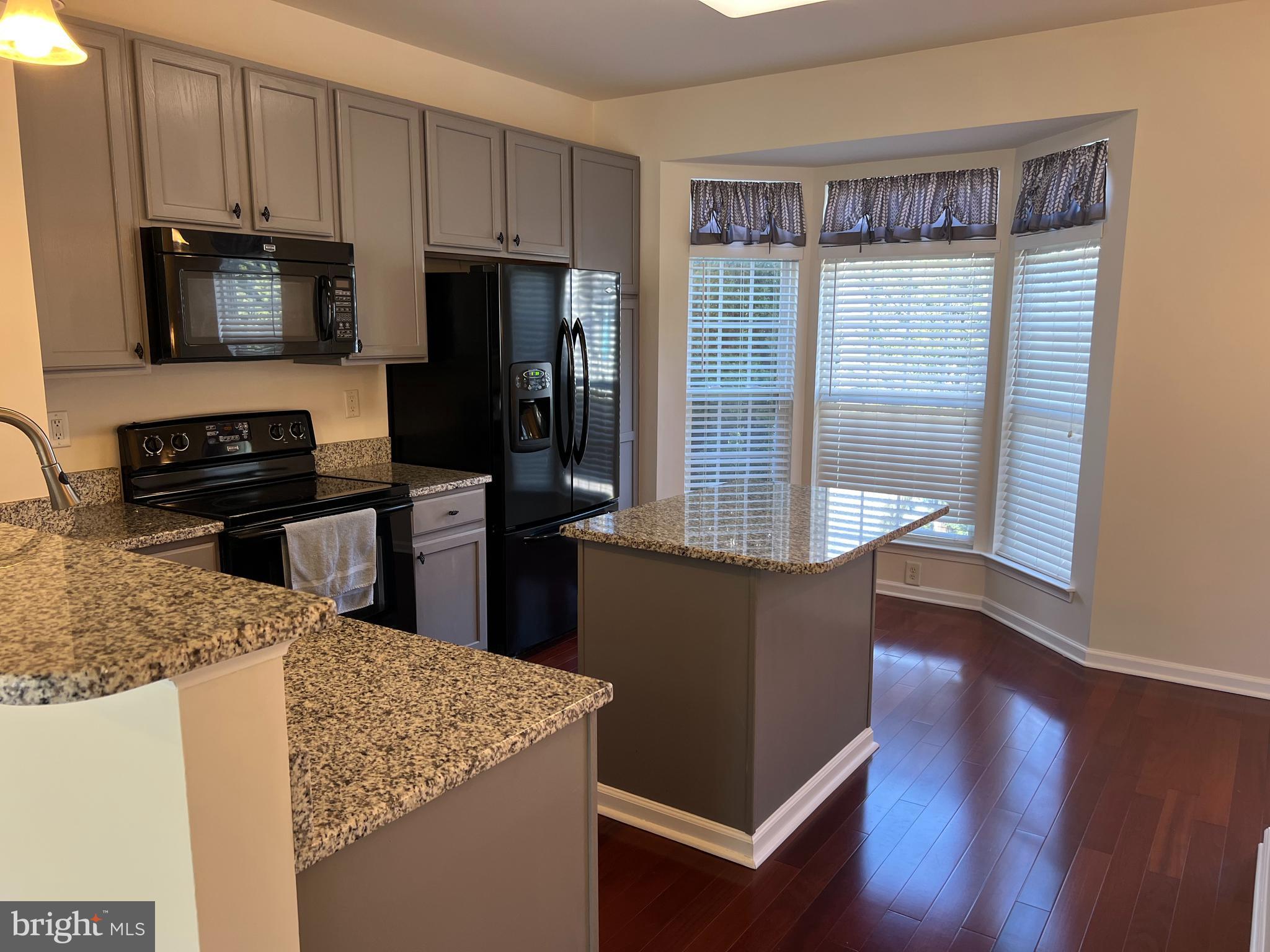 OVERLOOK - Residential