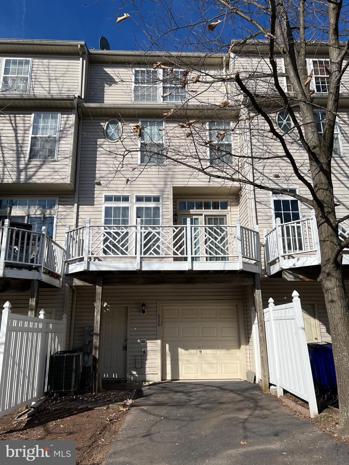 OVERLOOK - Residential